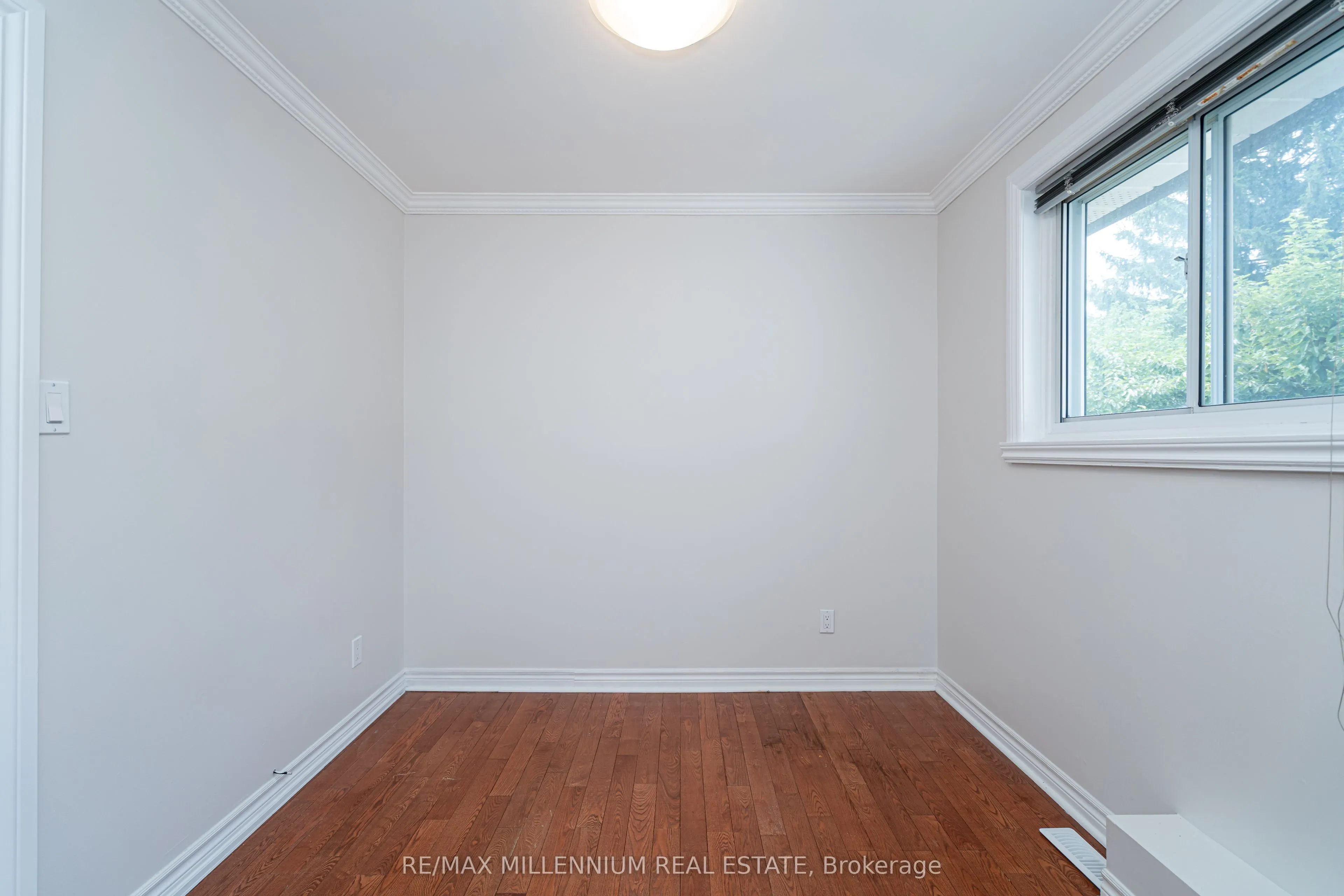 120 Madoc Drive