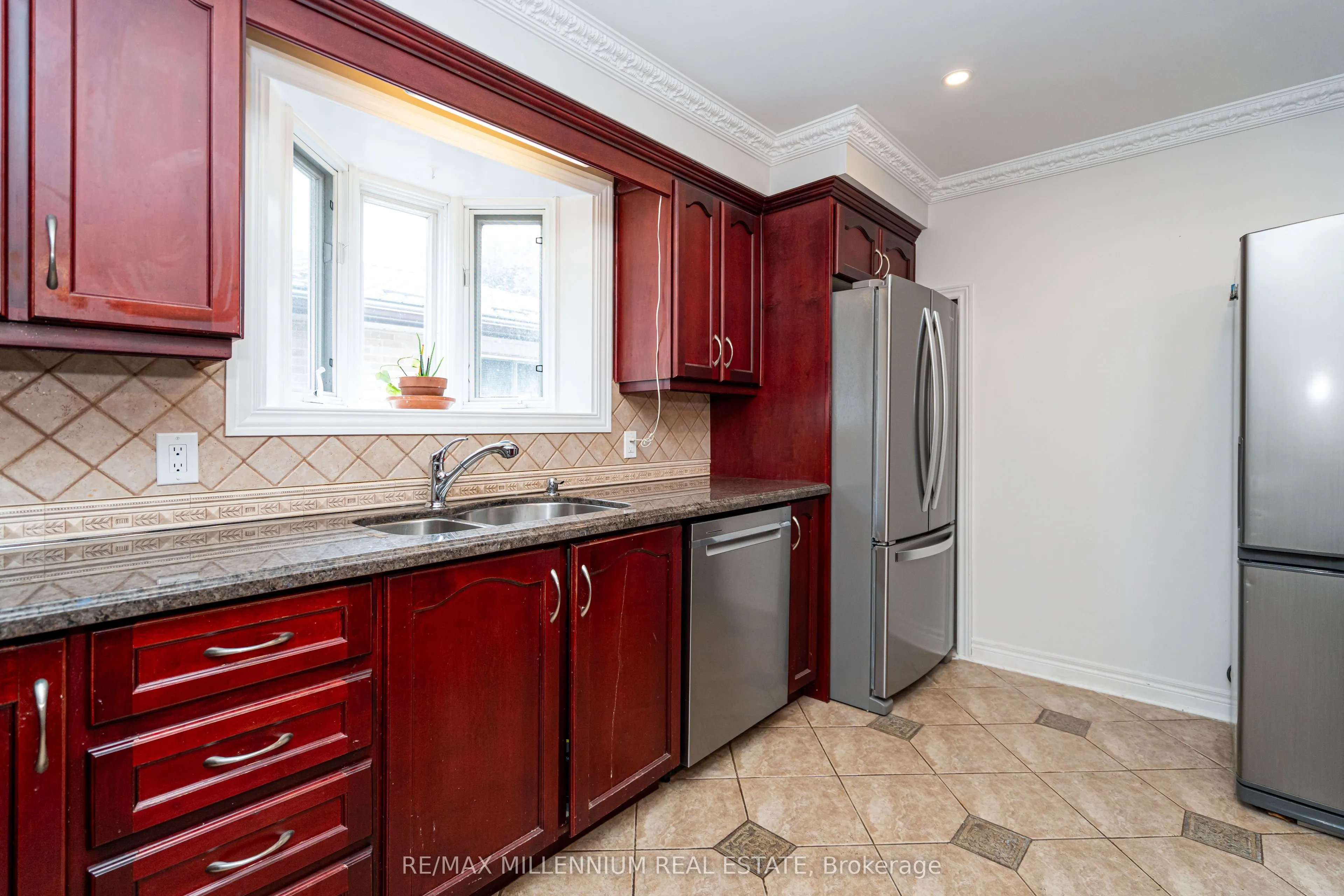 120 Madoc Drive
