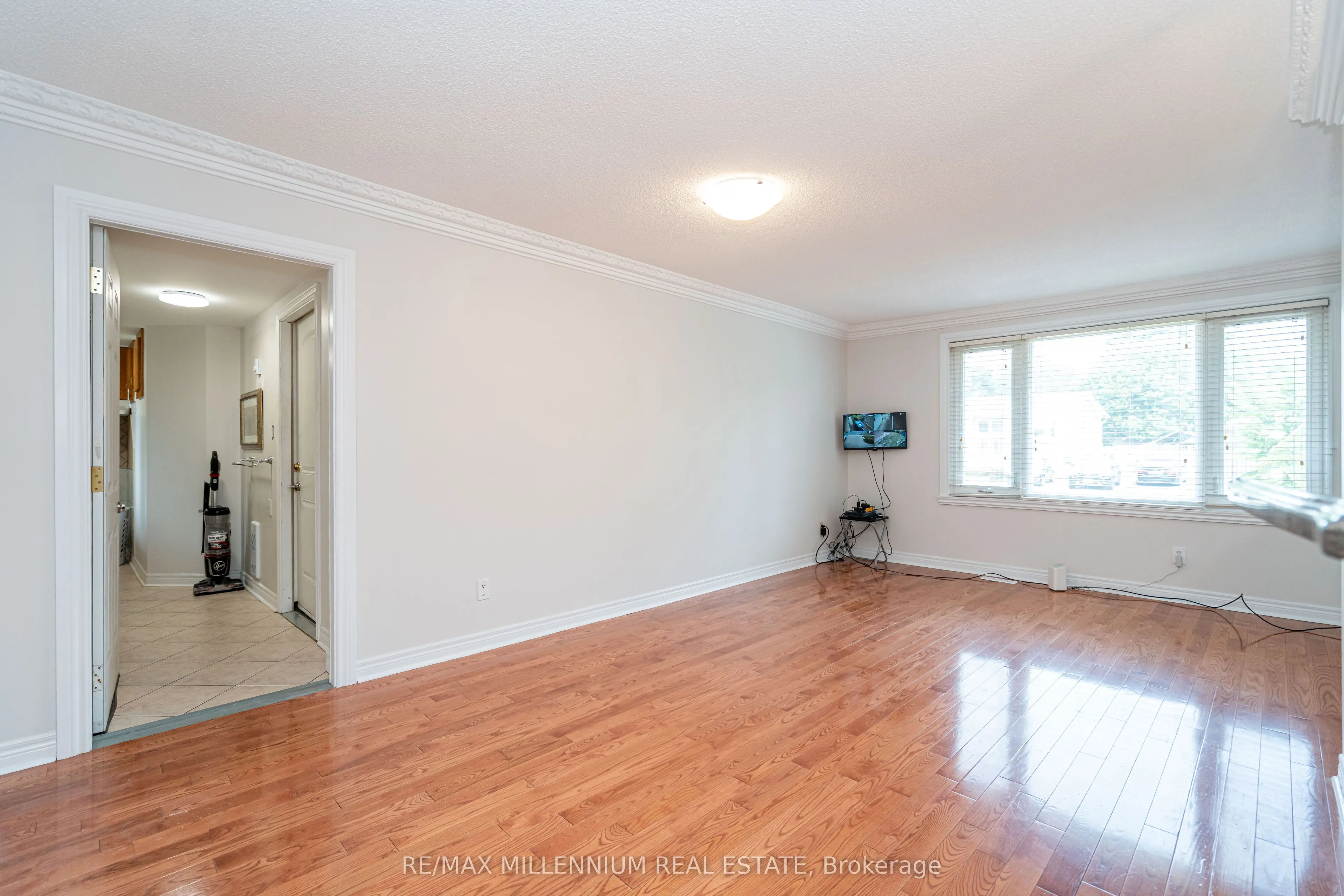 120 Madoc Drive