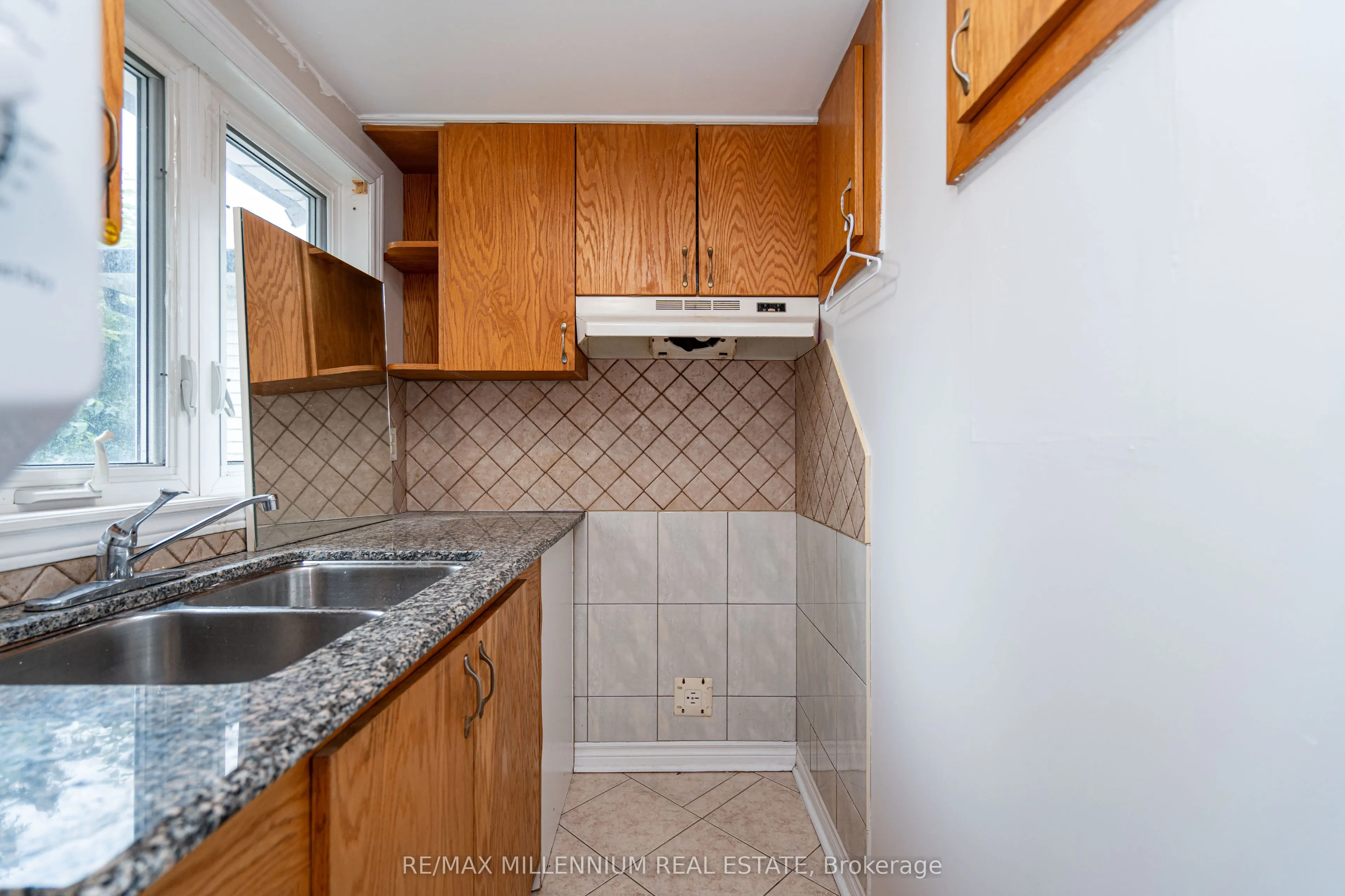 120 Madoc Drive