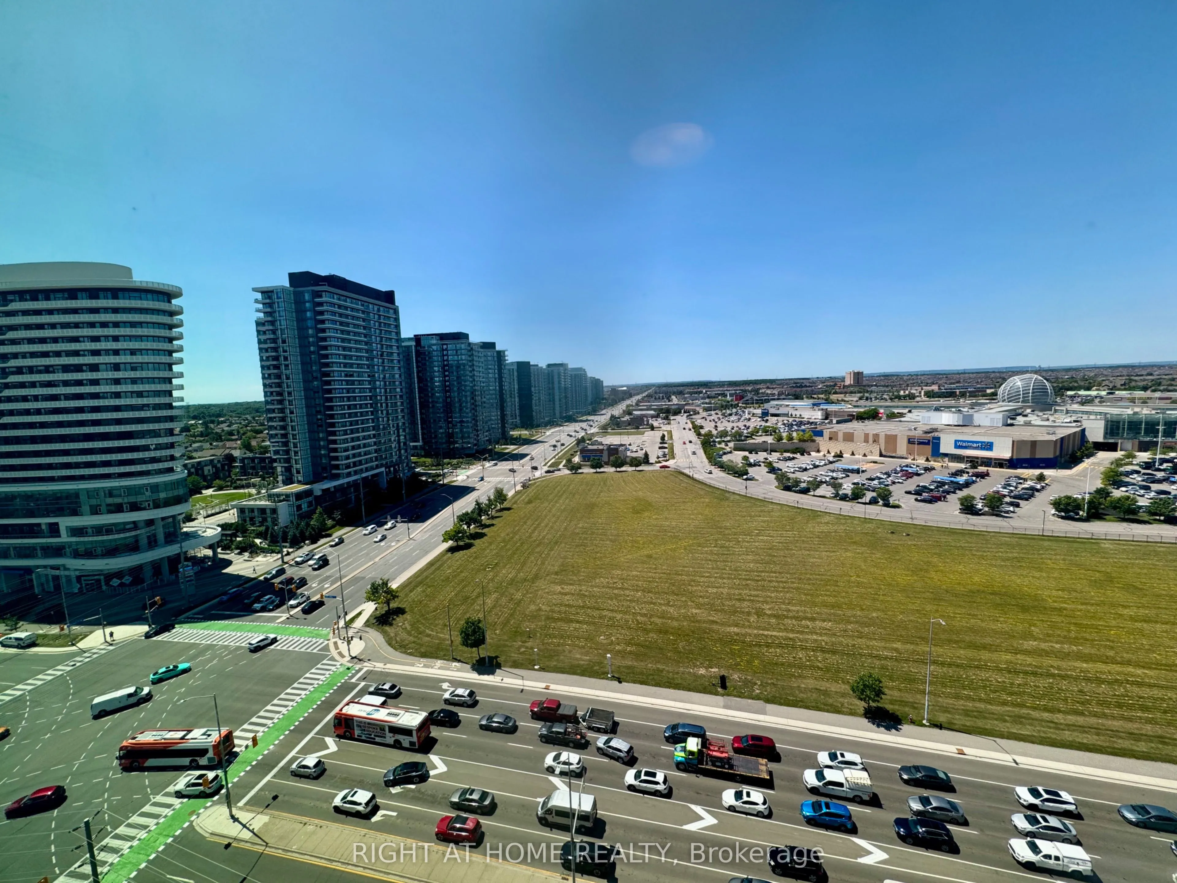 2485 Eglinton Ave W Avenue, #1521