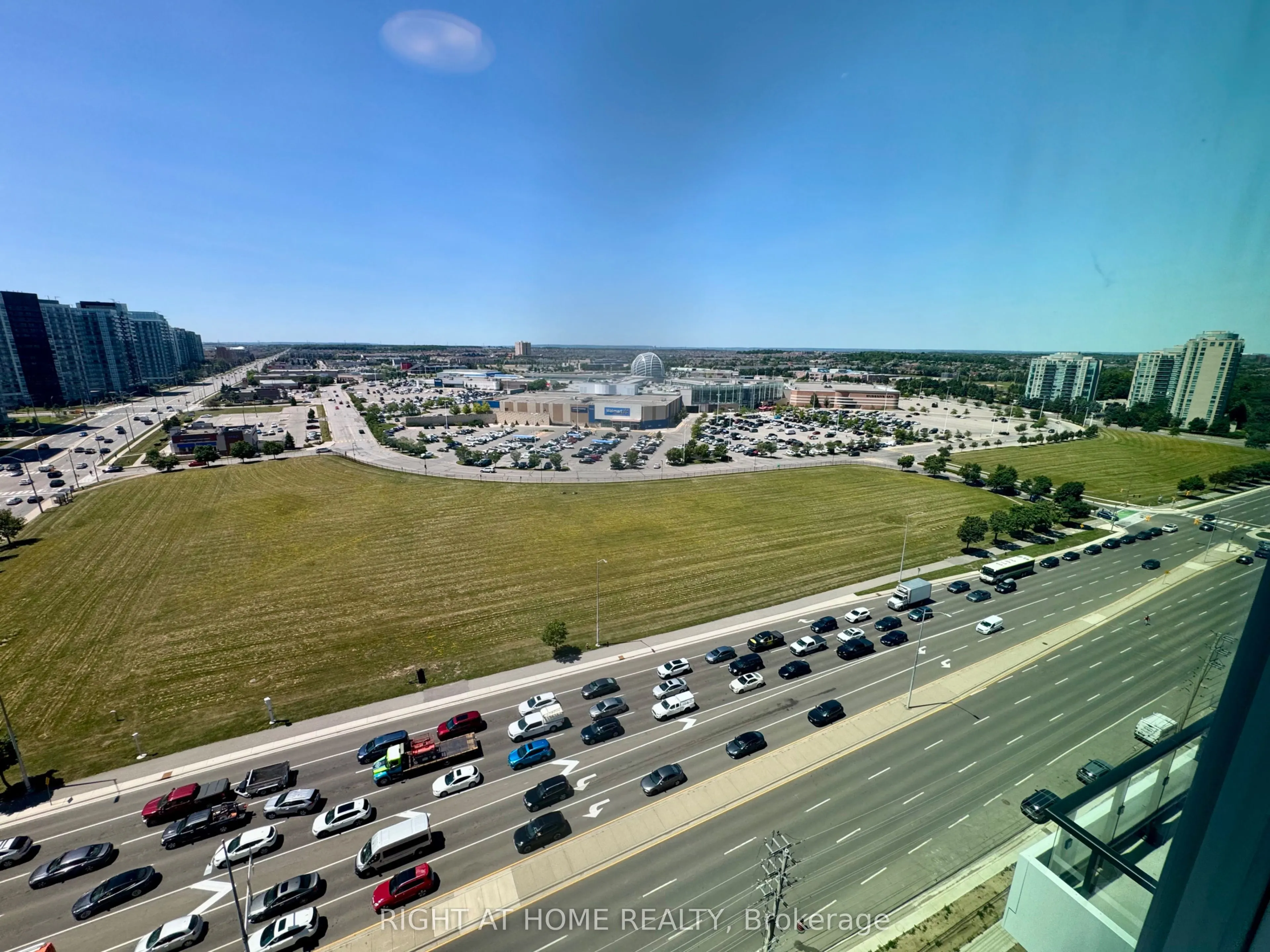 2485 Eglinton Ave W Avenue, #1521
