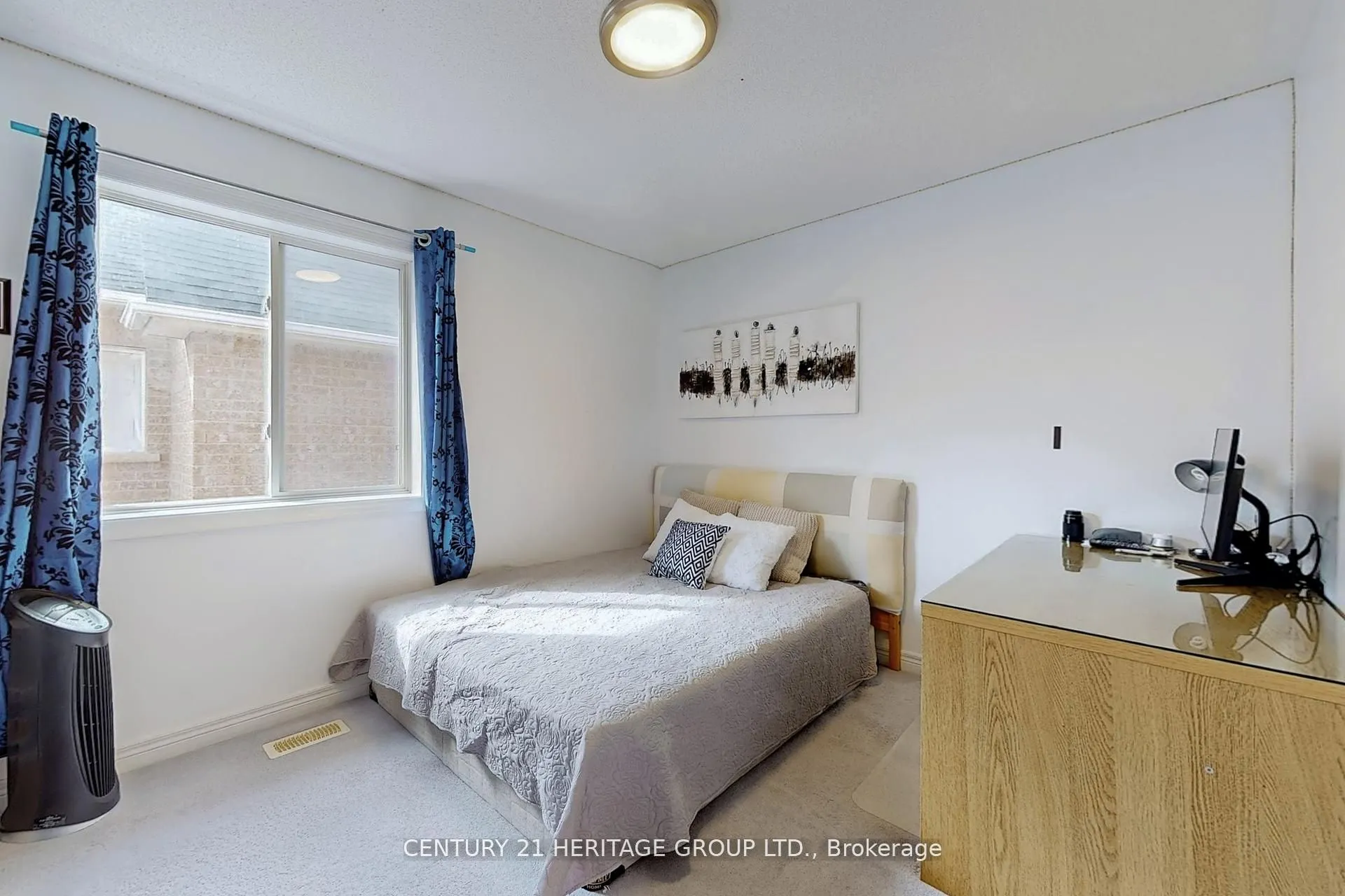 4 Sunnyvale Gate