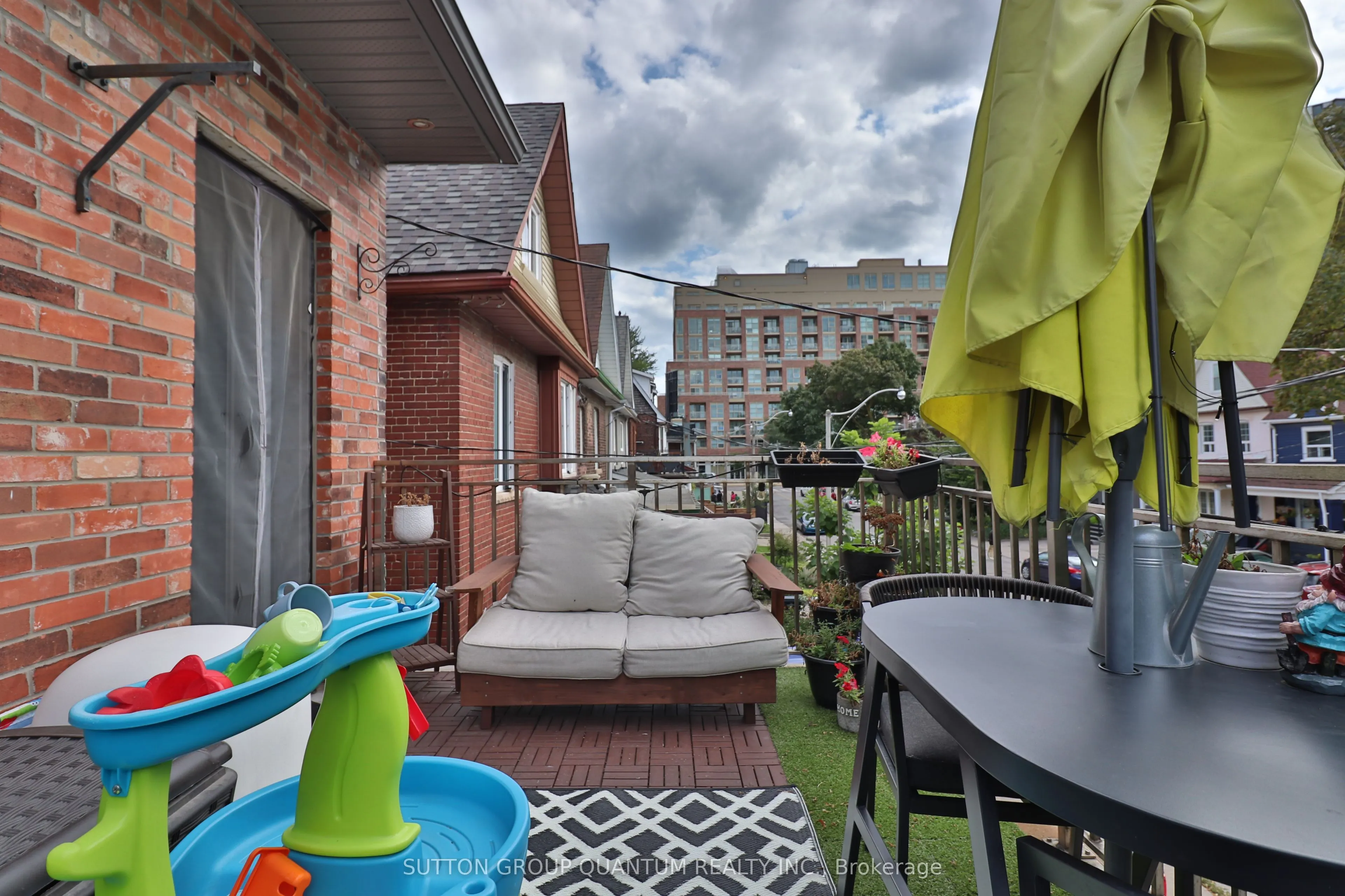 35 Cloverdale Road, #2nd Fl