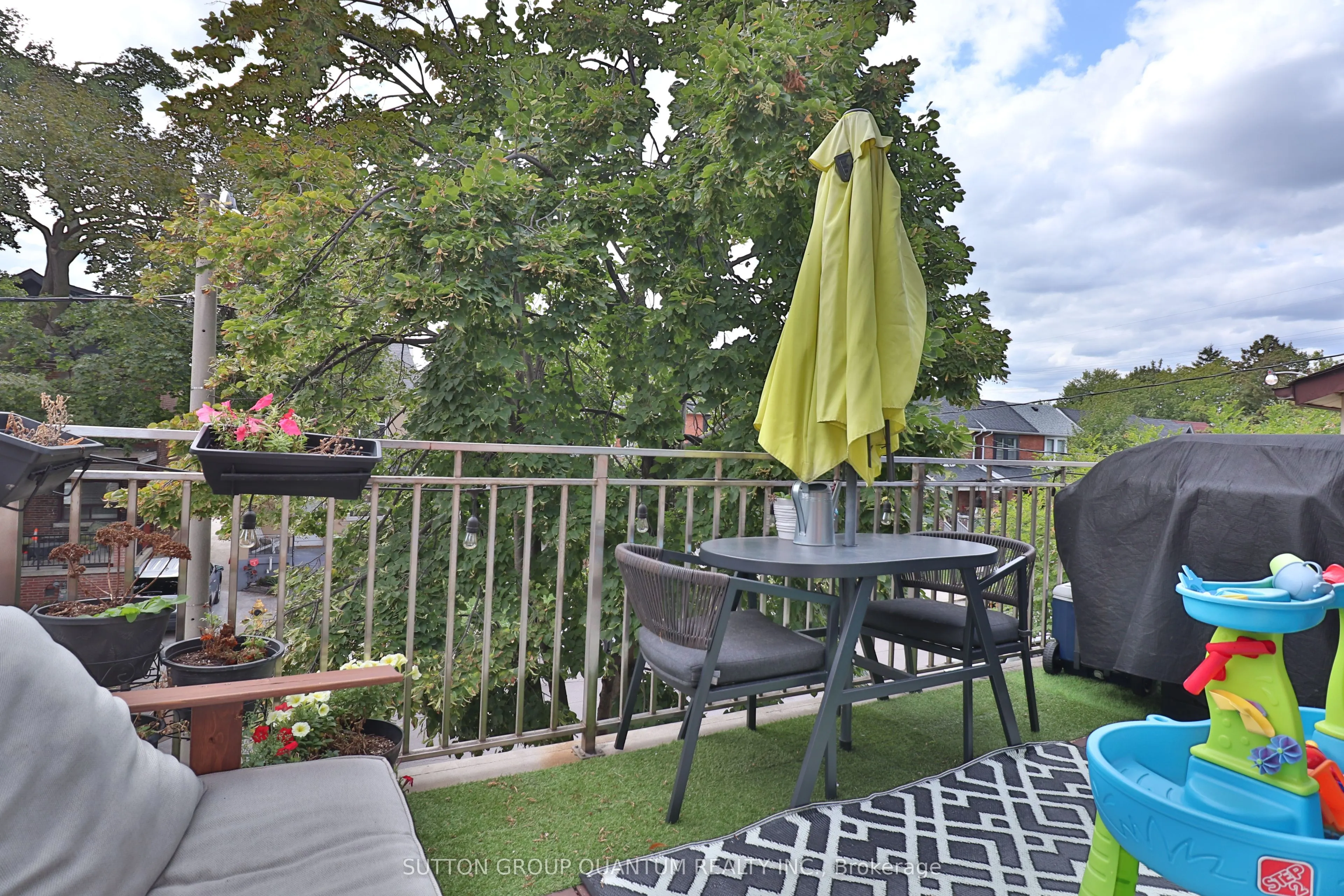 35 Cloverdale Road, #2nd Fl