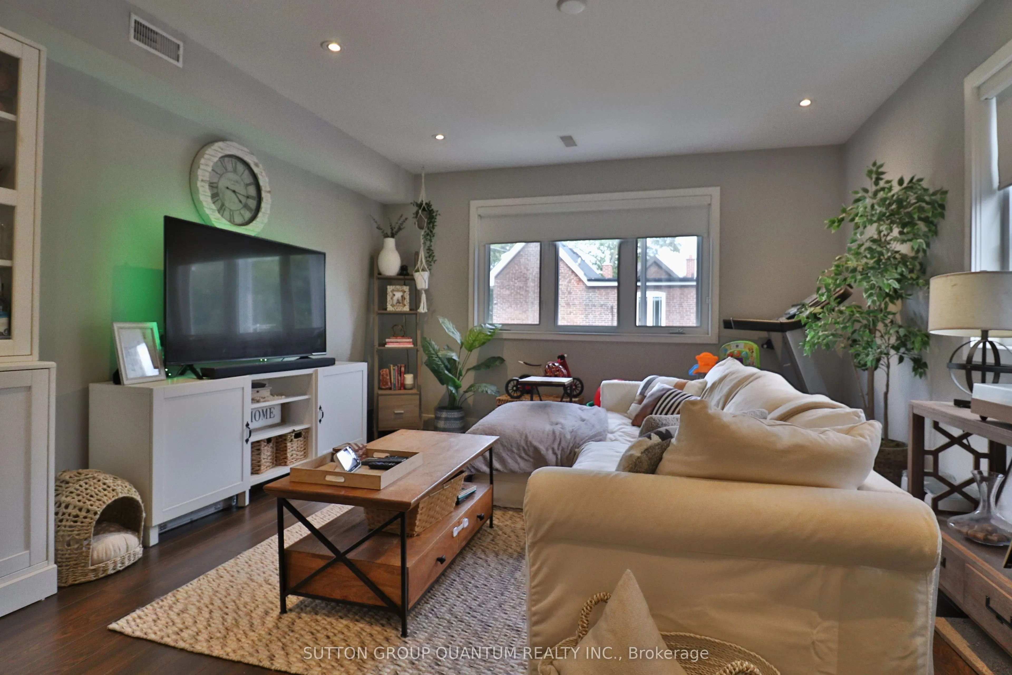 35 Cloverdale Road, #2nd Fl
