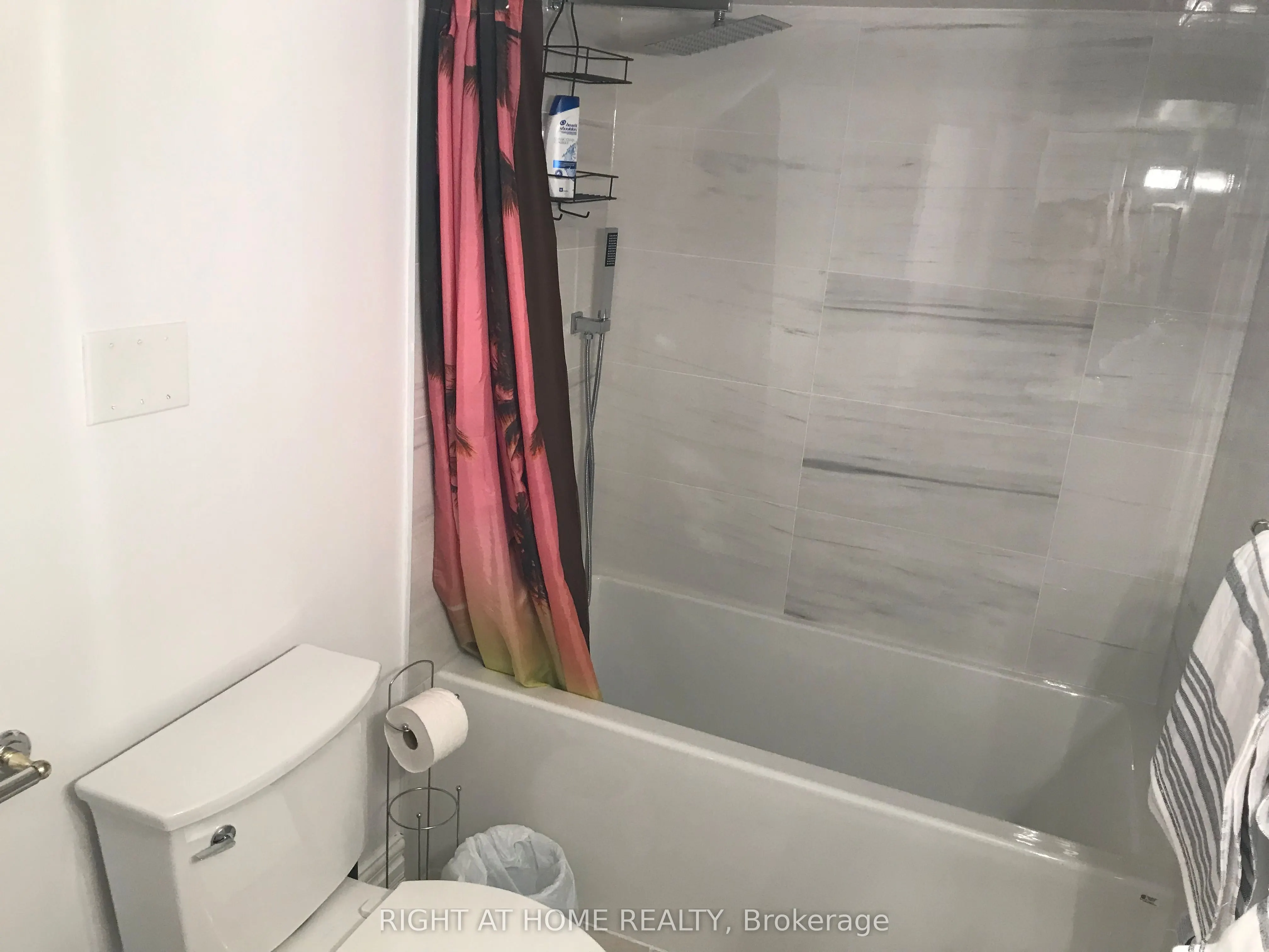 289 Laurentian Avenue S, #Room#B