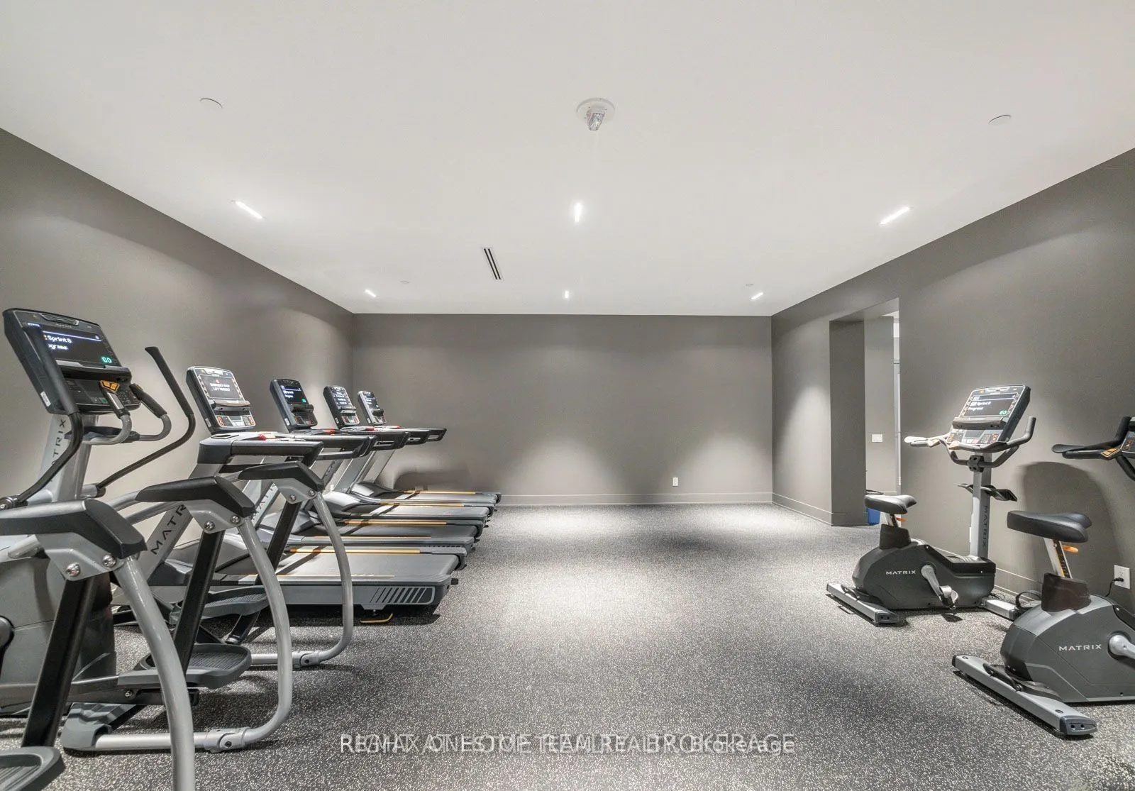 1787 St Clair Avenue W, #902