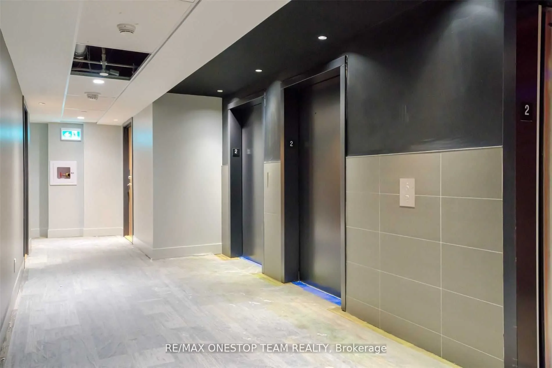 1787 St Clair Avenue W, #902