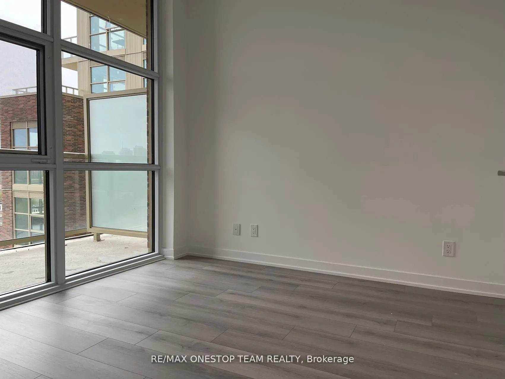 1787 St Clair Avenue W, #902