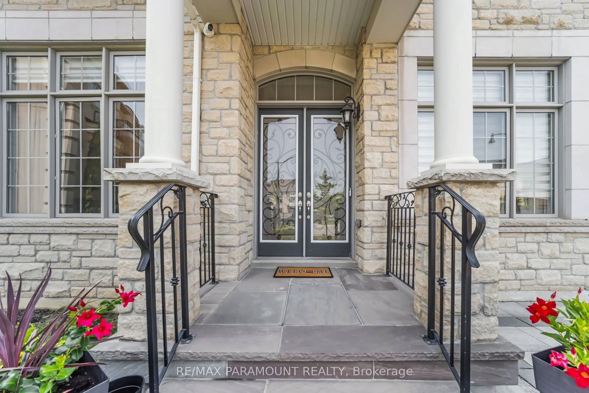 8 Accolade Court