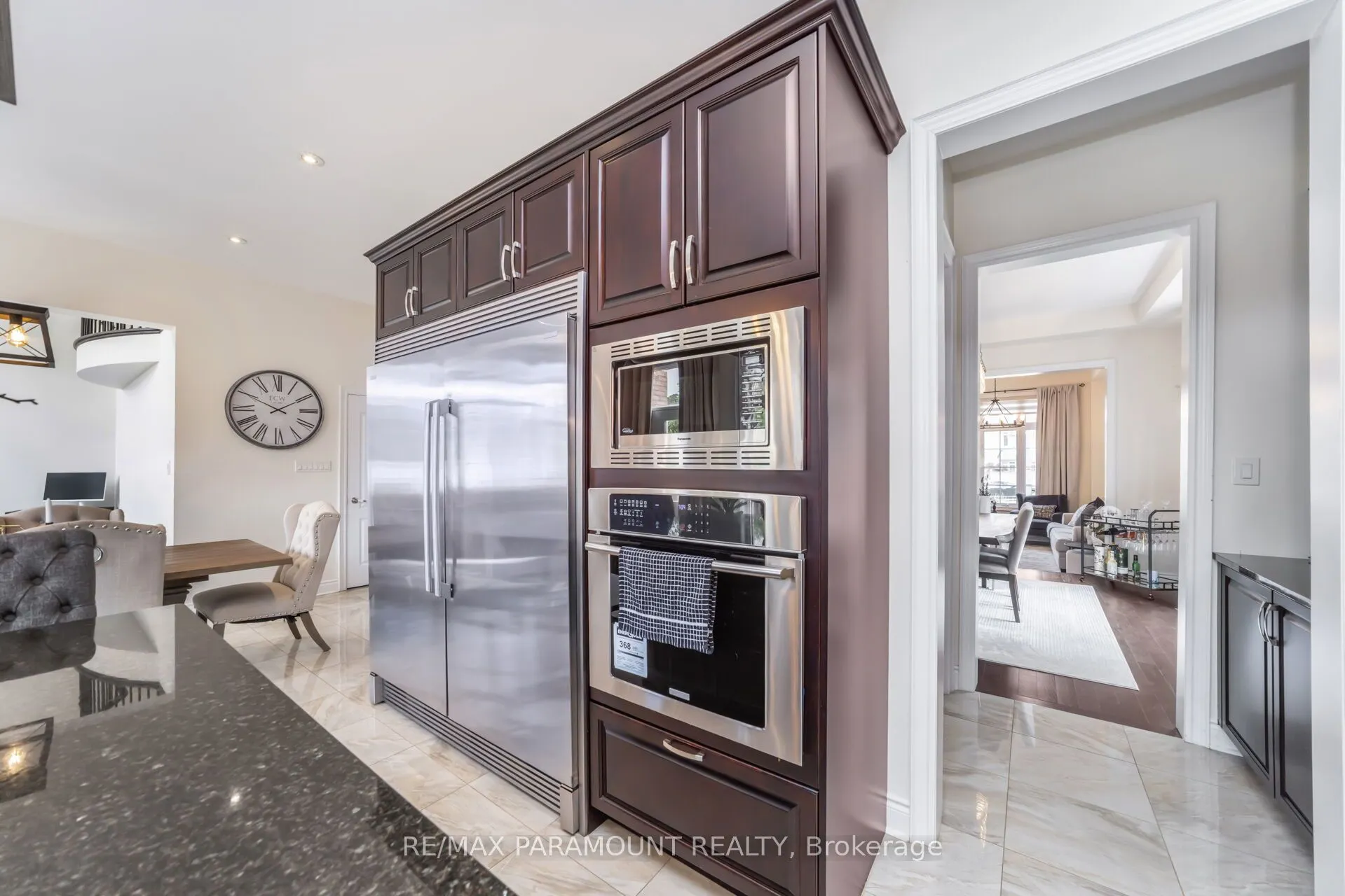 8 Accolade Court