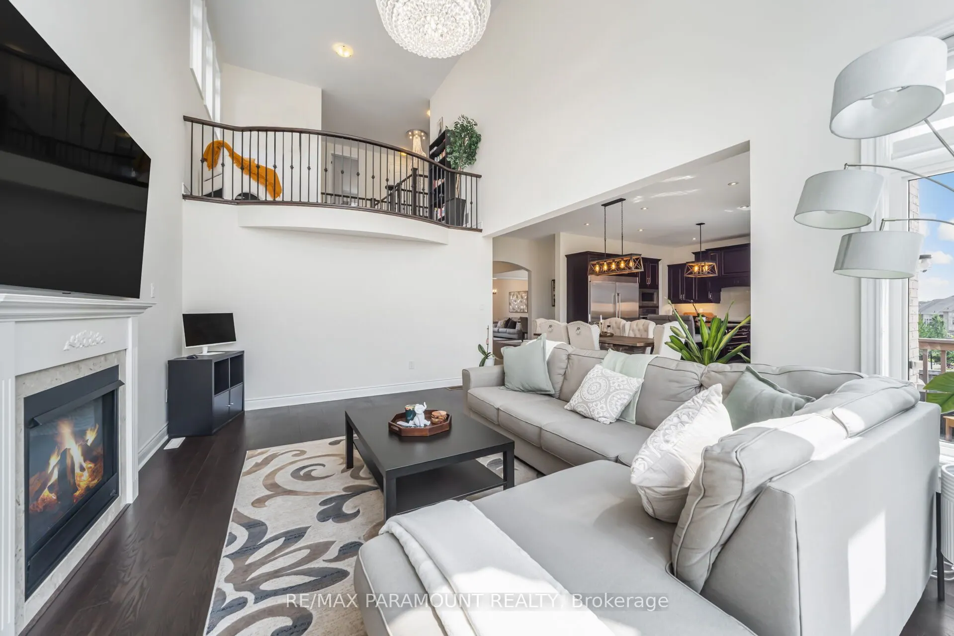 8 Accolade Court