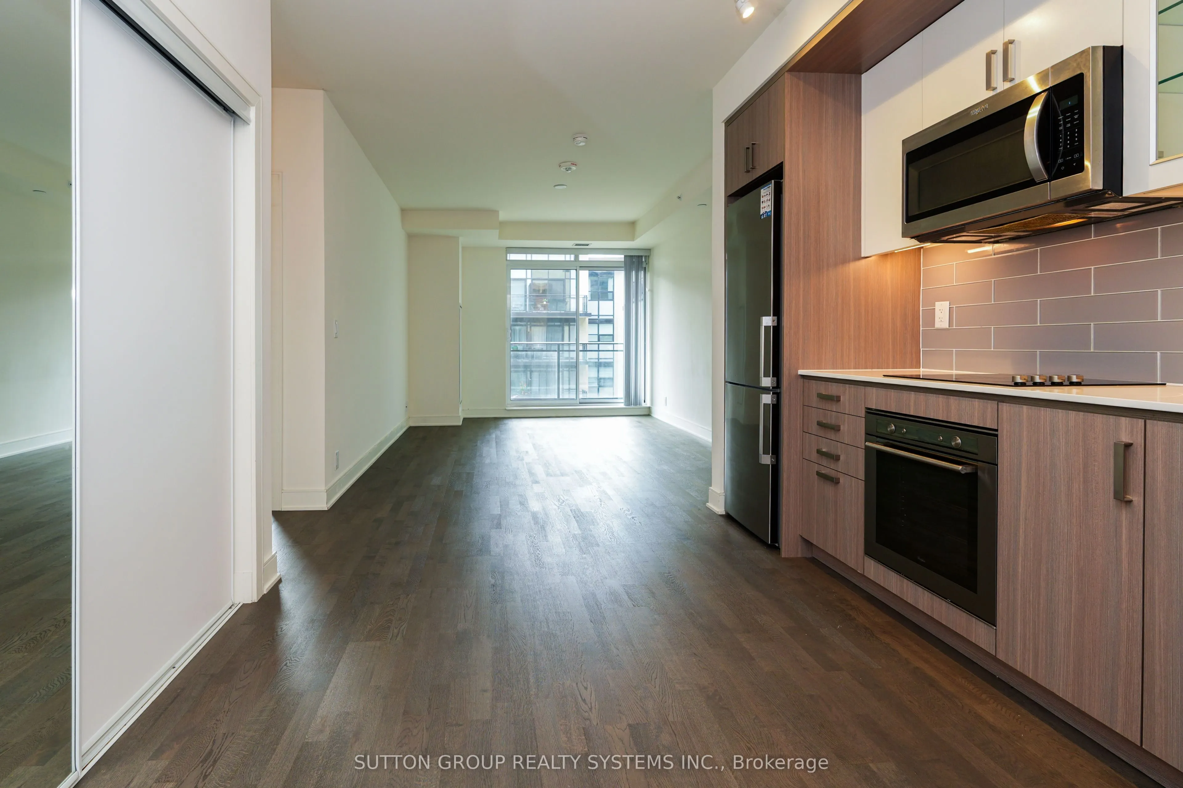 1575 Lakeshore Road, #357