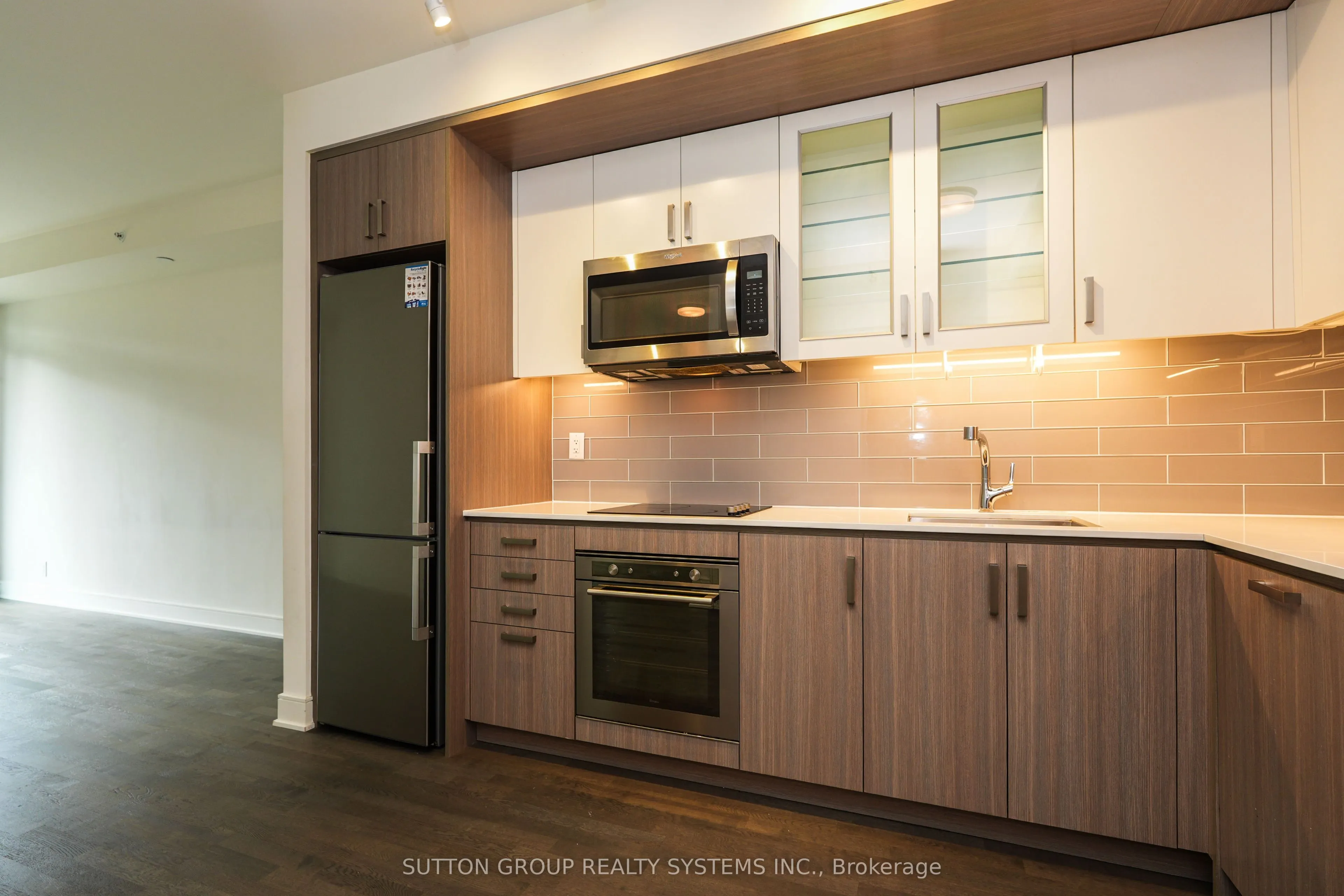 1575 Lakeshore Road, #357