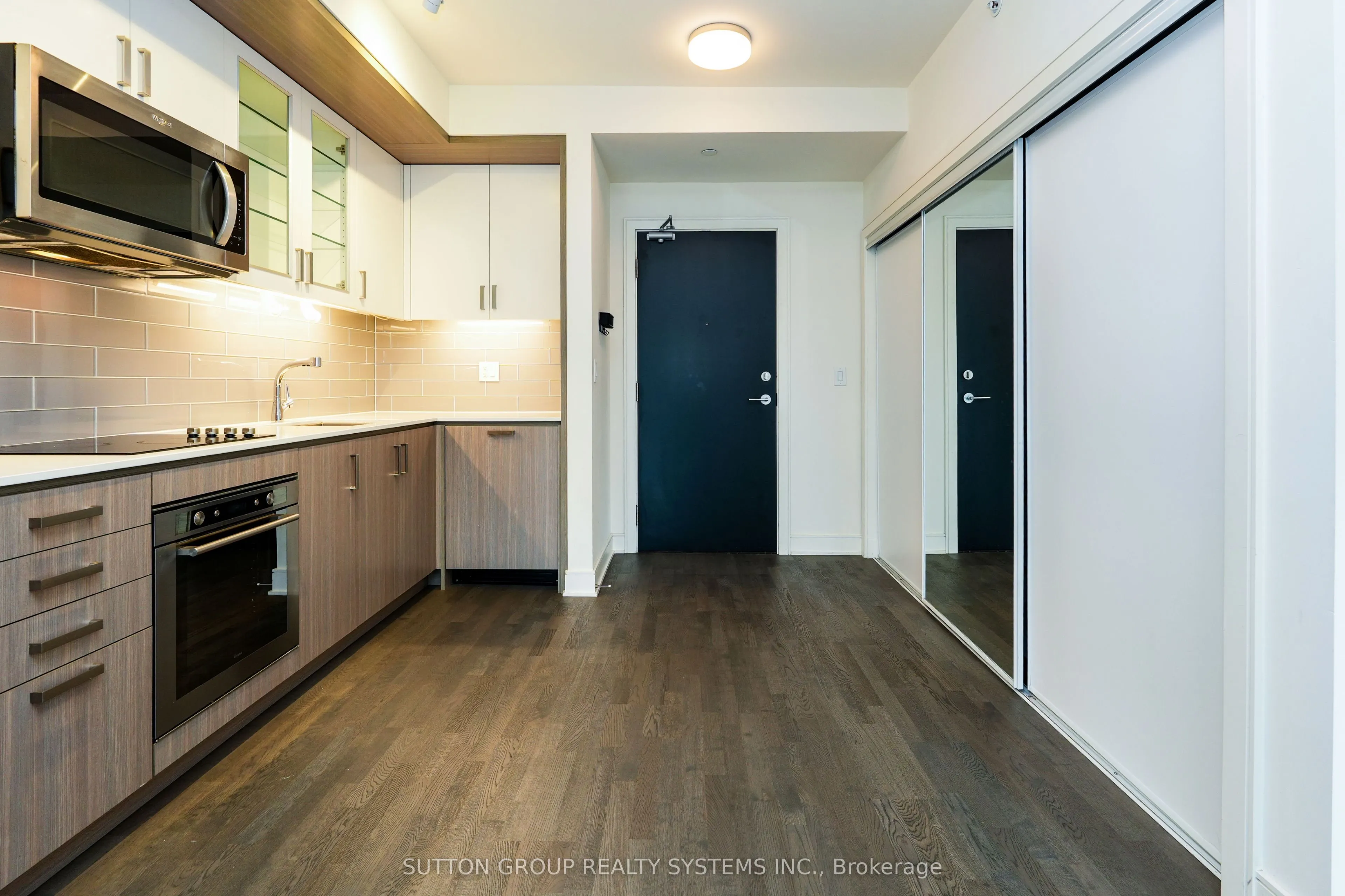 1575 Lakeshore Road, #357