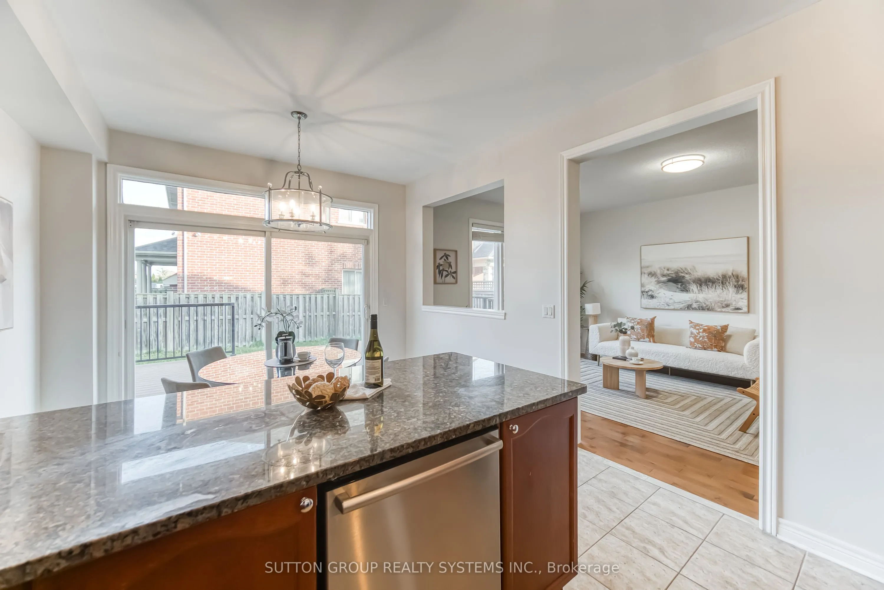 3806 Quiet Creek Drive