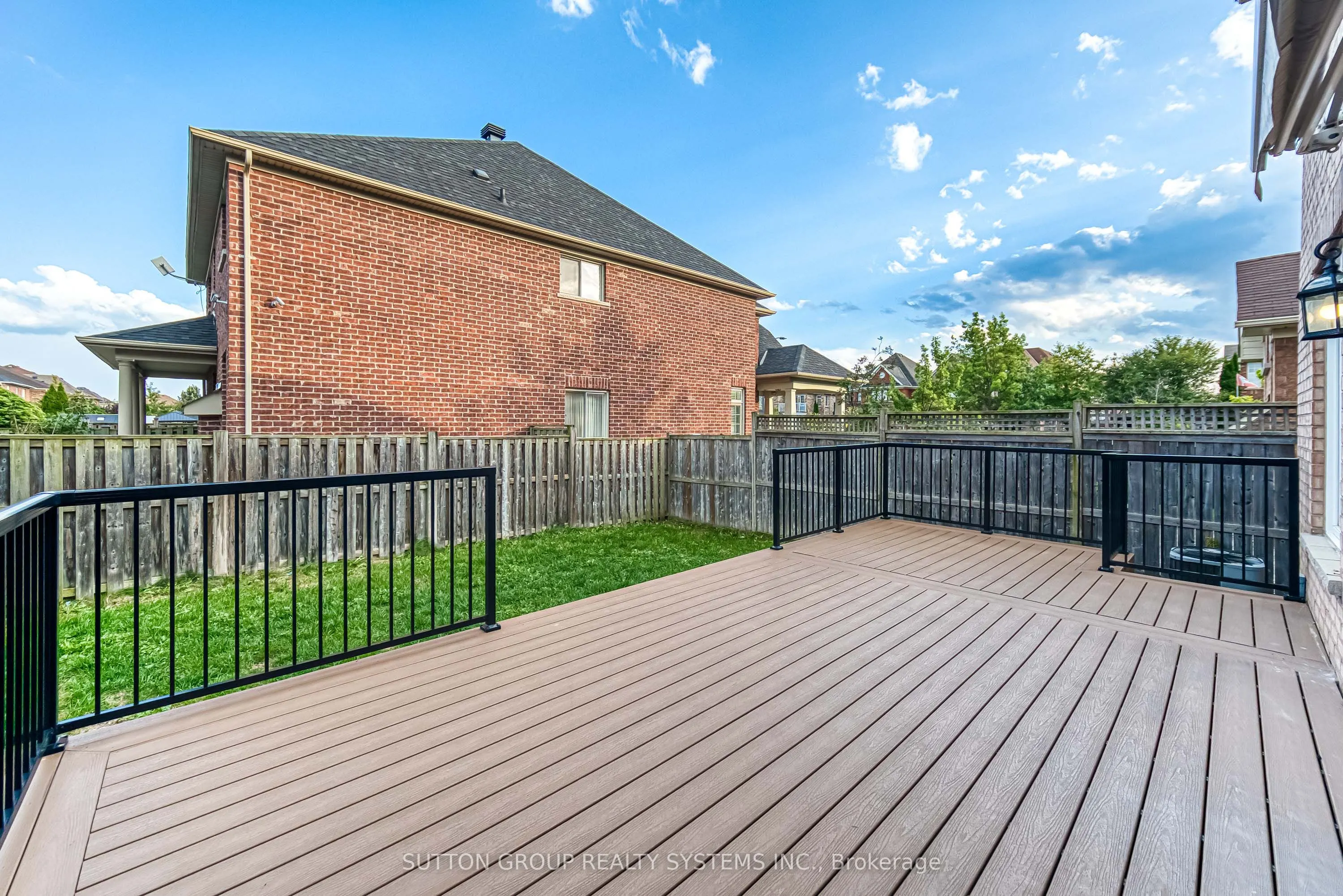 3806 Quiet Creek Drive