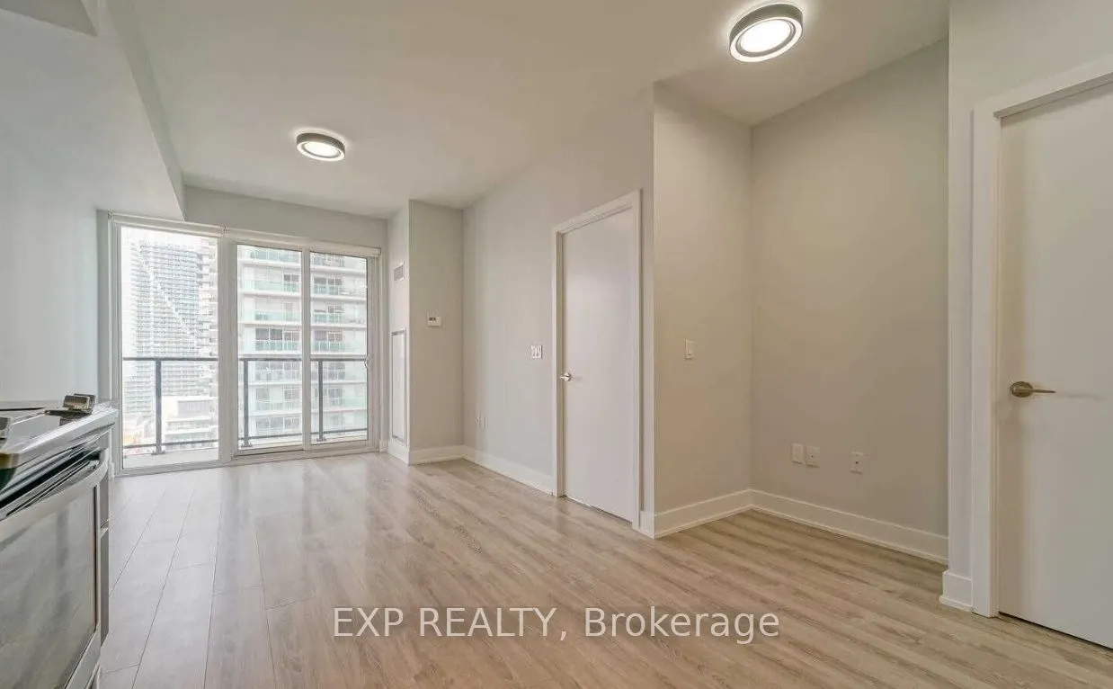 30 Shore Breeze Drive, #1514