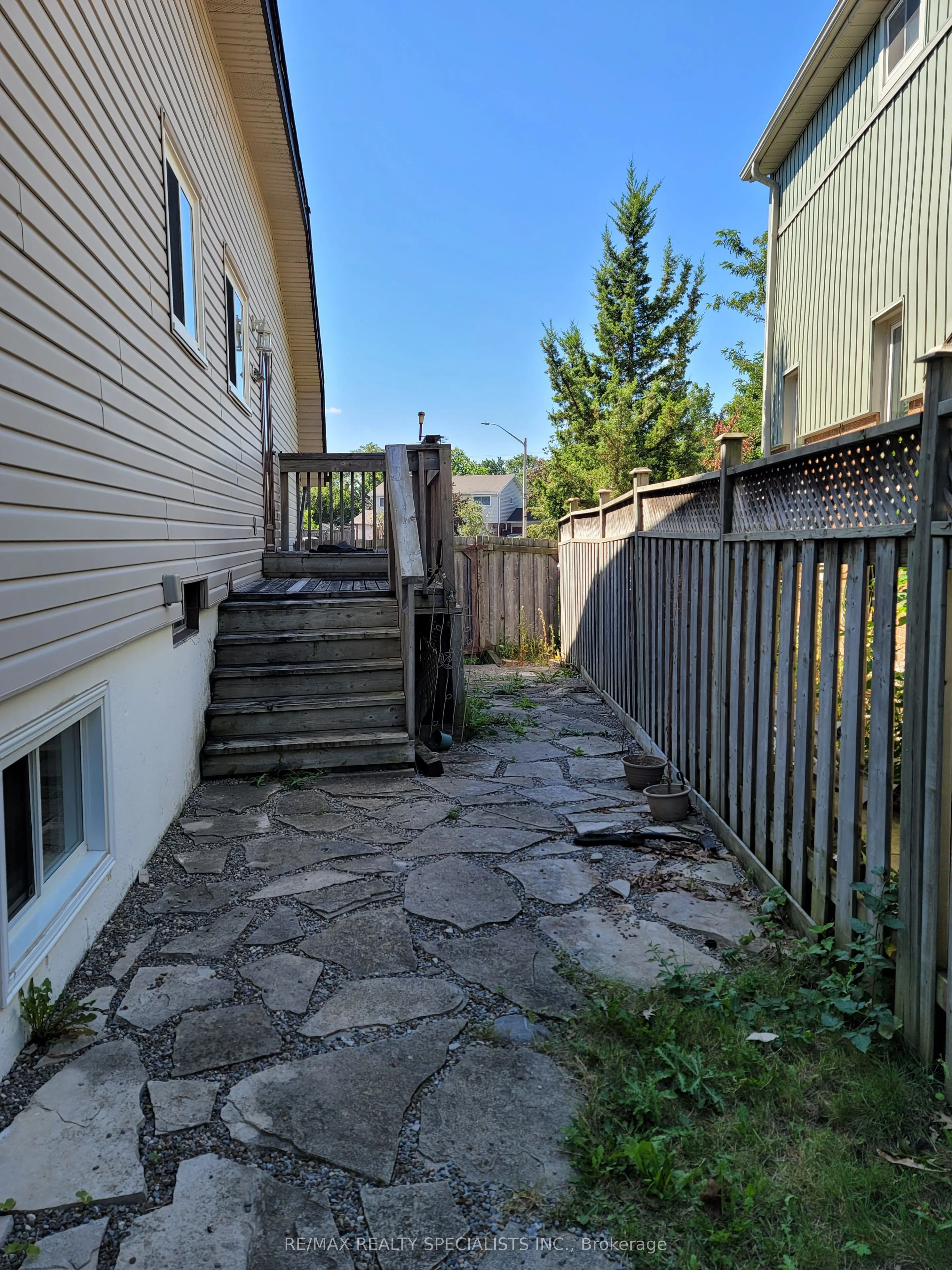 6795 Shelter Bay Road