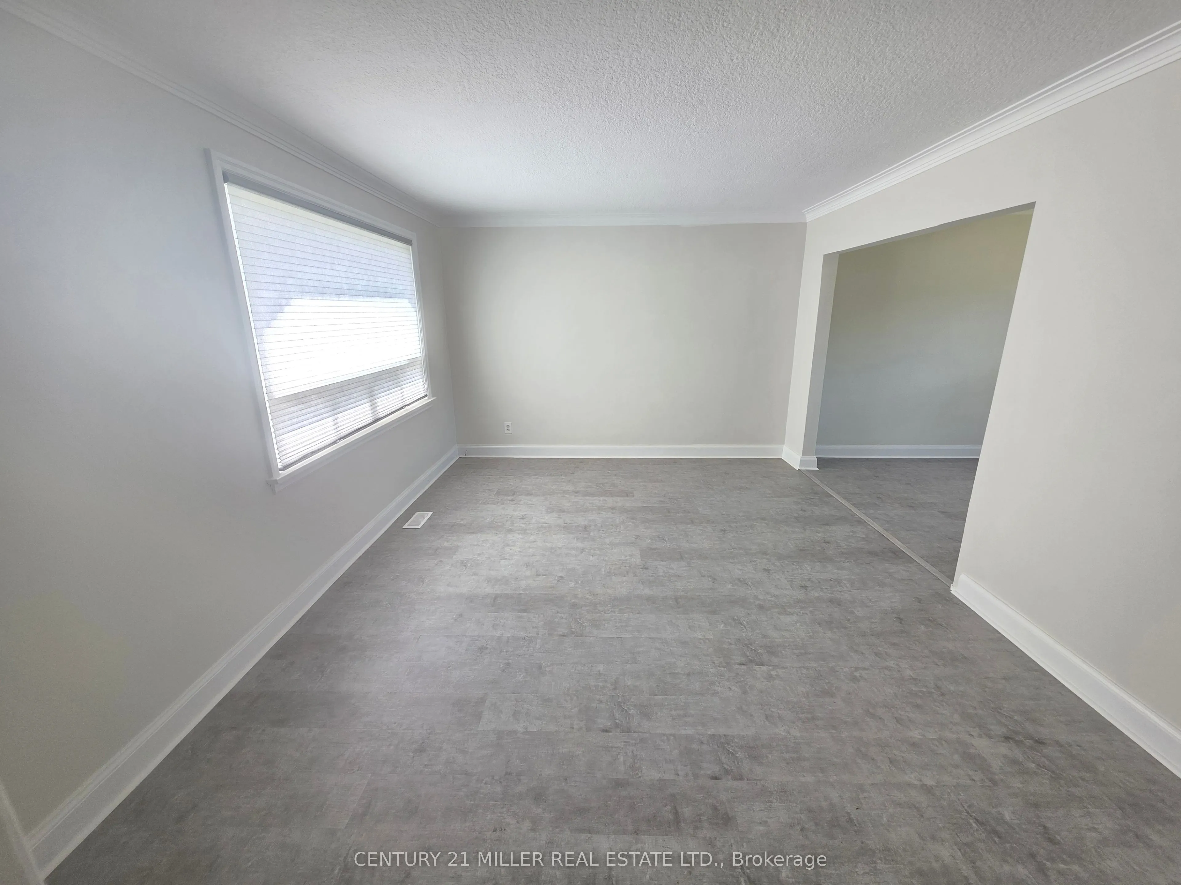 12 Glenbrook Avenue