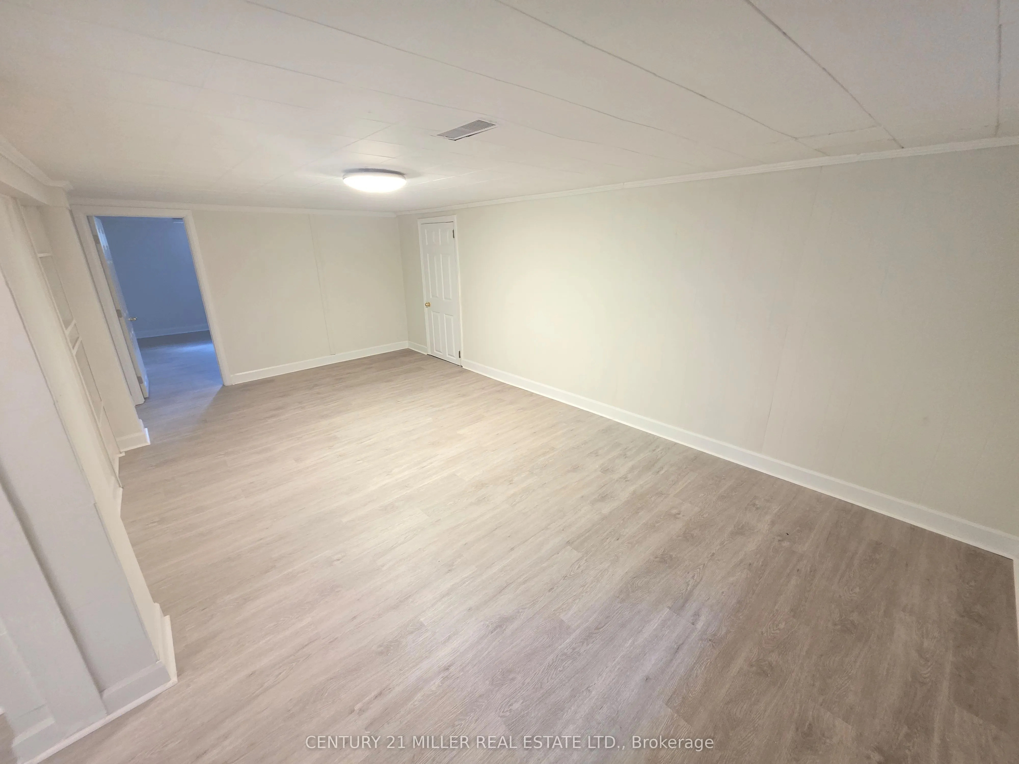 12 Glenbrook Avenue