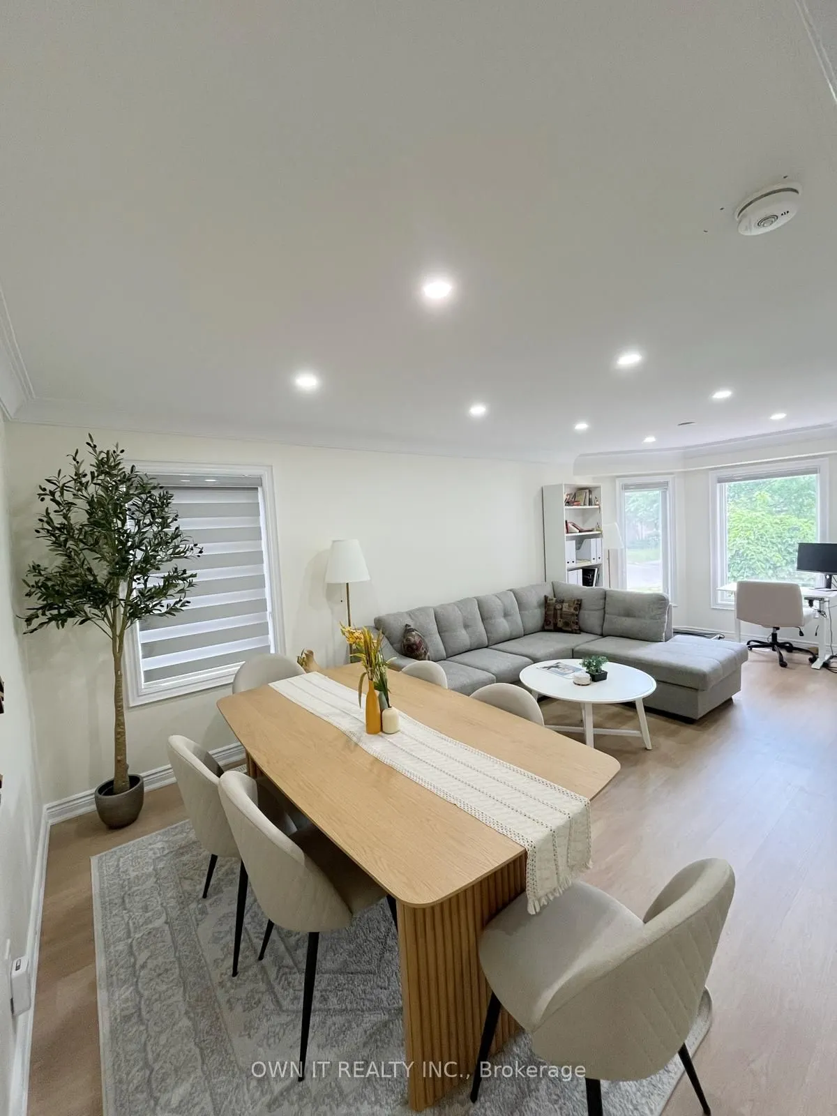 18 Killarney Court