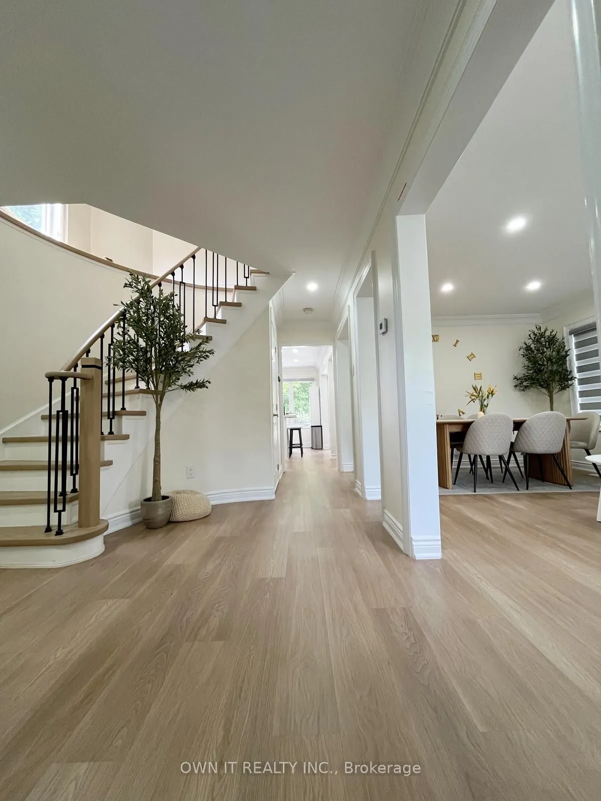 18 Killarney Court