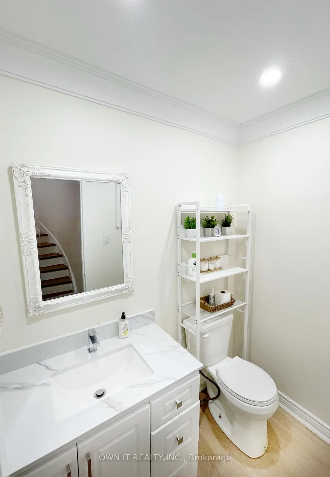18 Killarney Court