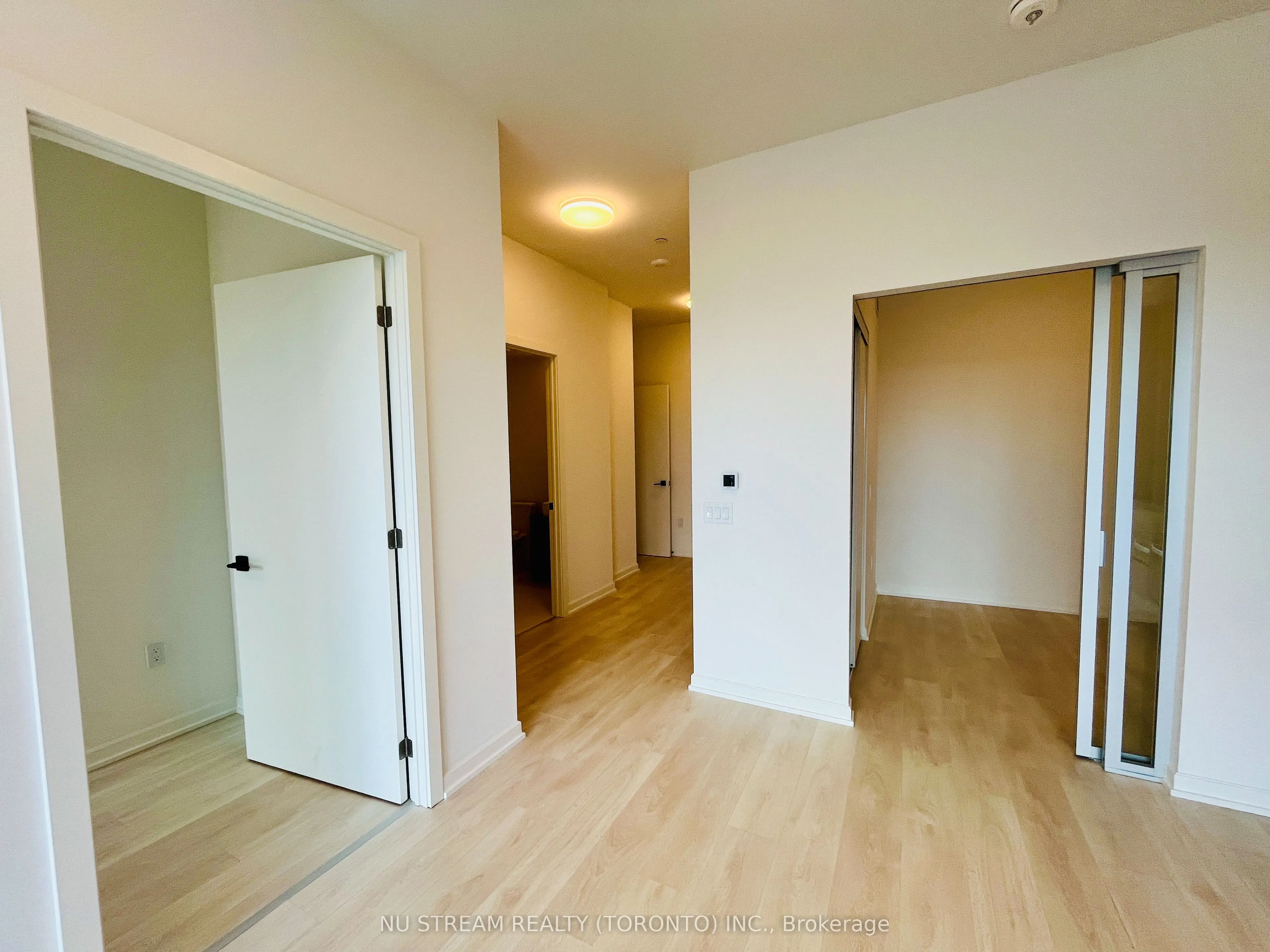 1285 Dupont Street, #807
