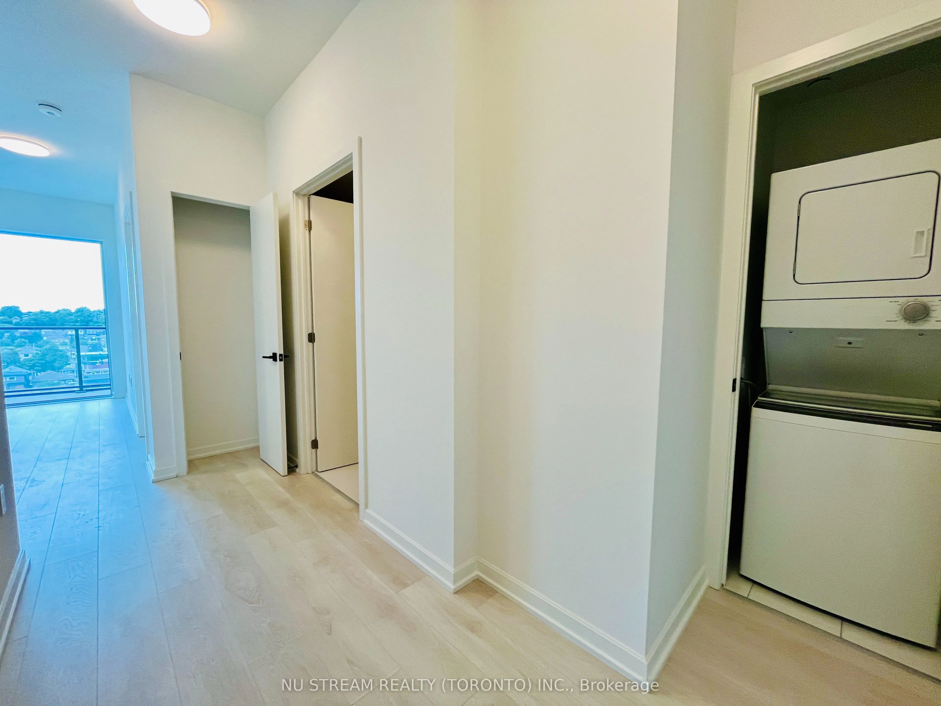 1285 Dupont Street, #807