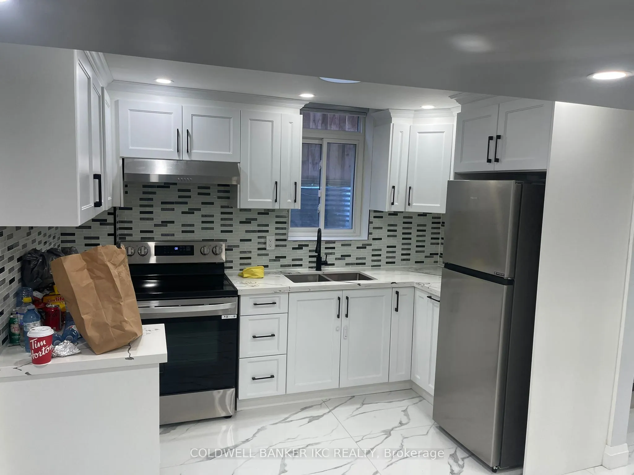 33 Meadowlark Drive