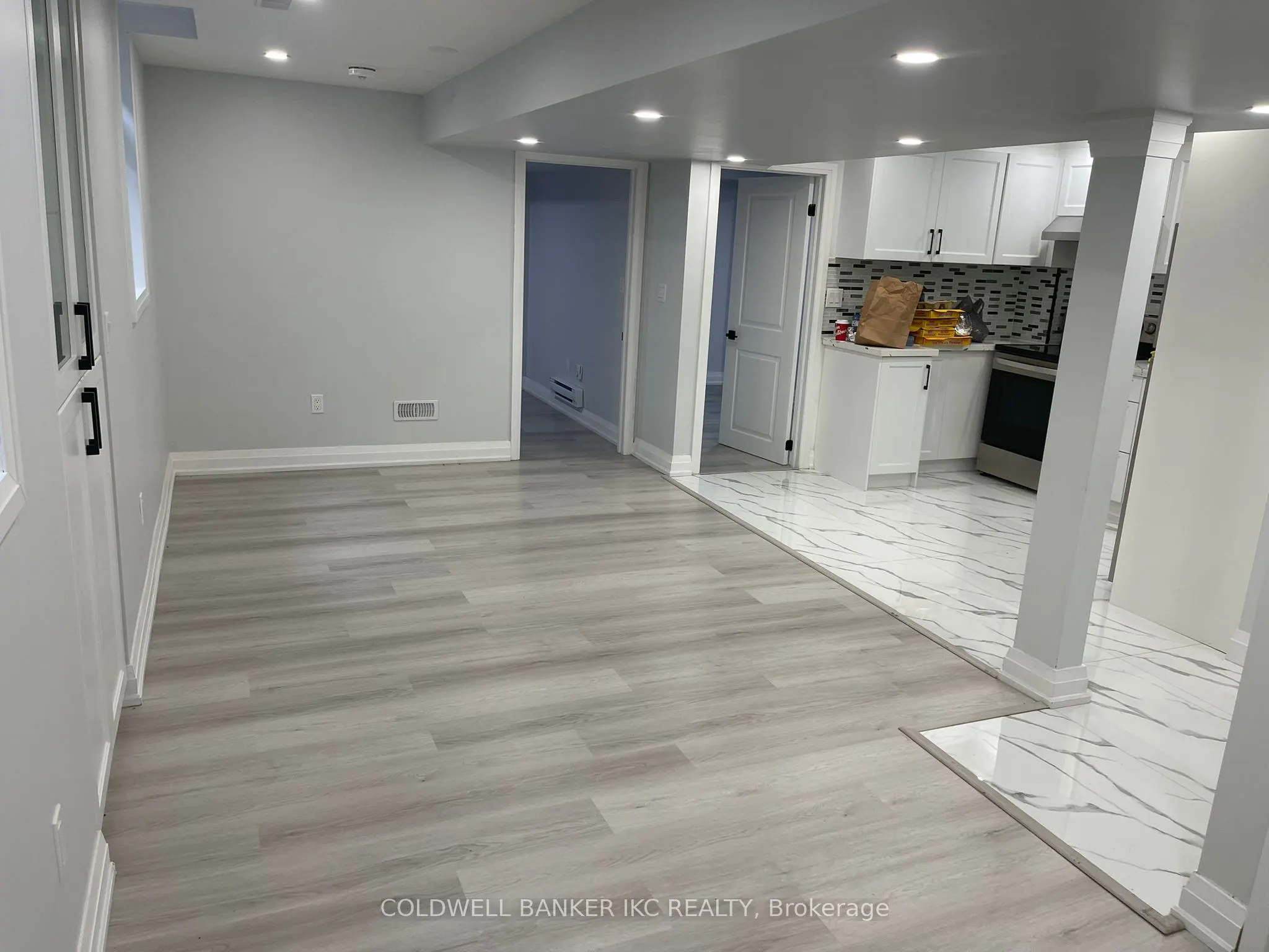 33 Meadowlark Drive