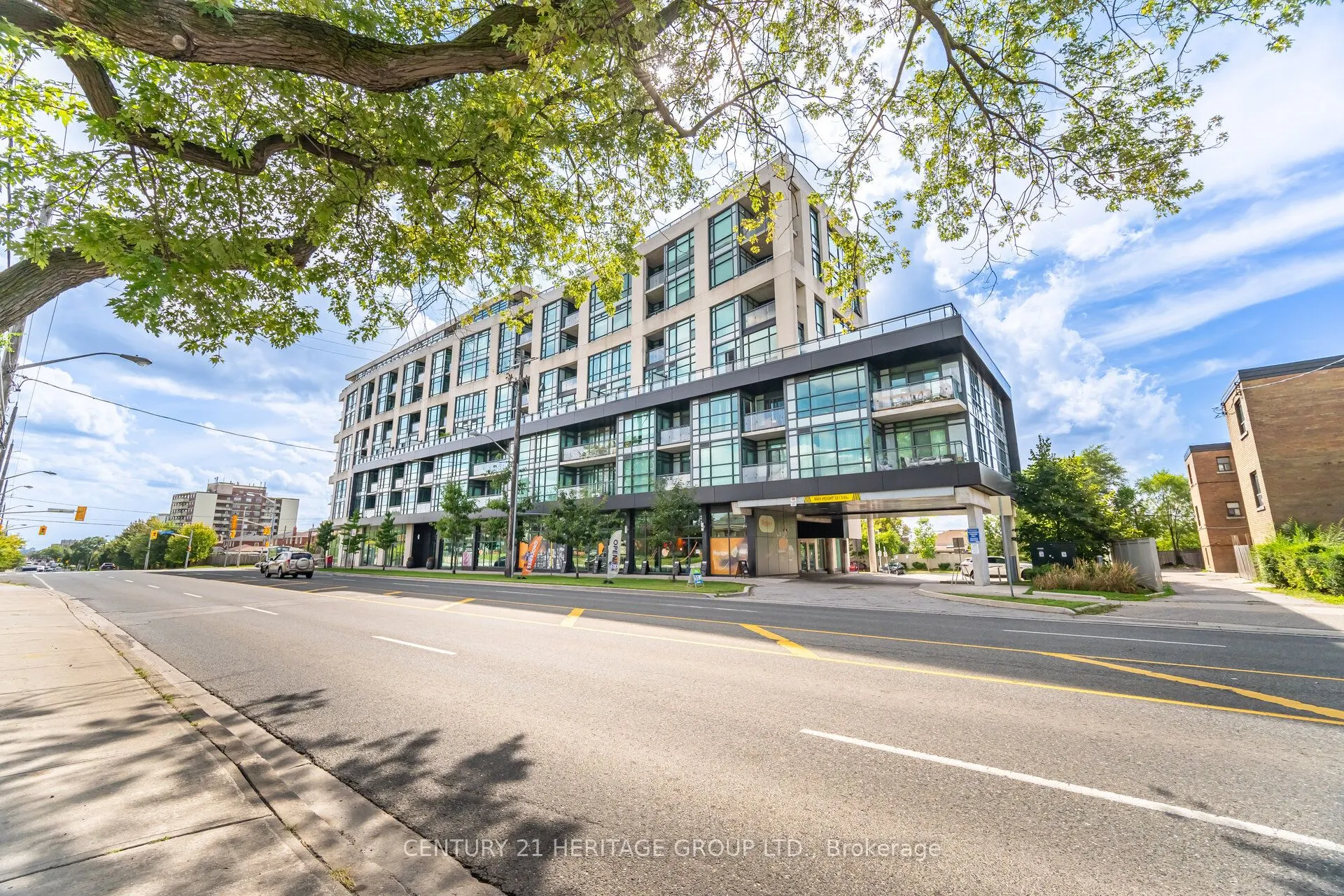 2522 Keele Street, #320