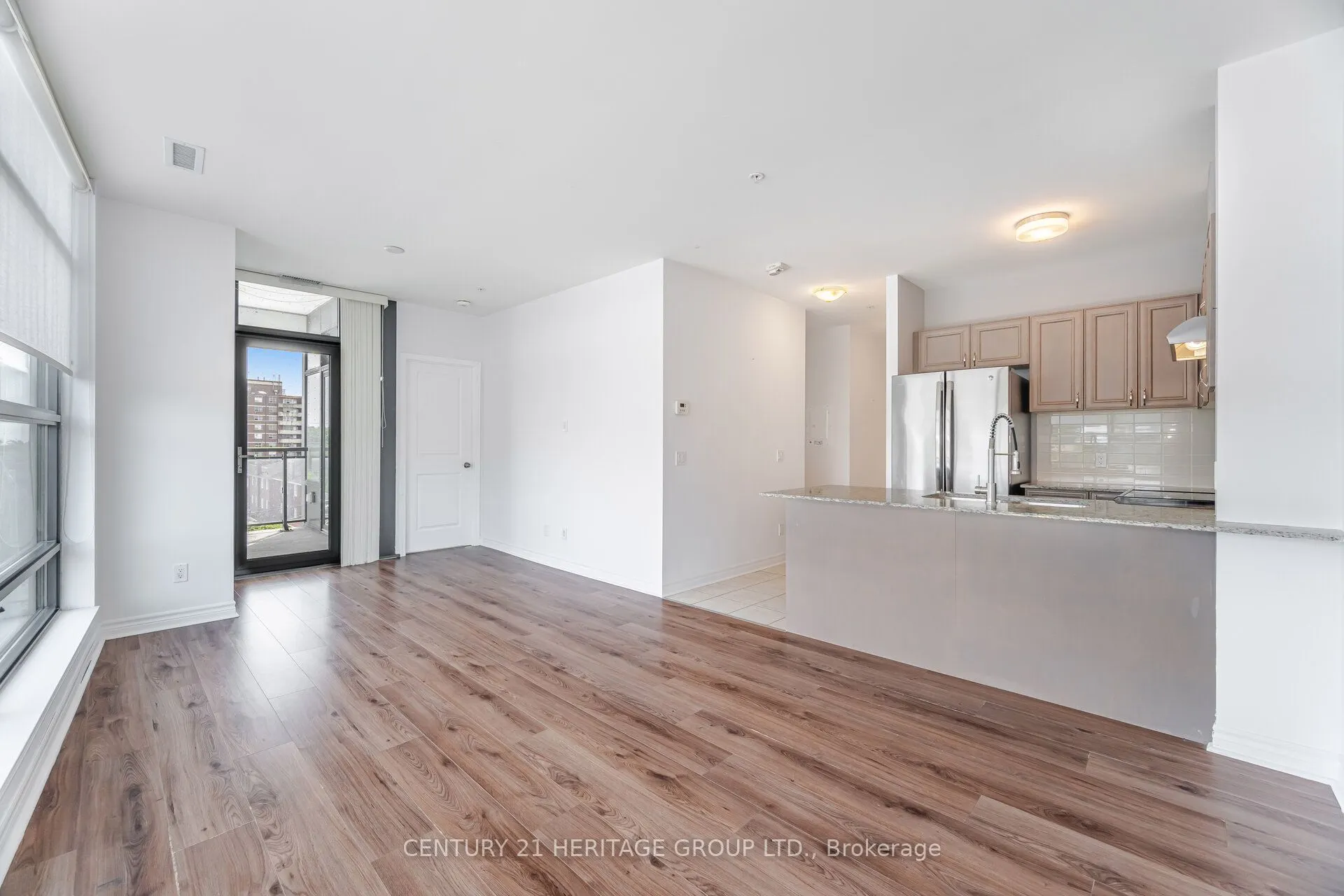 2522 Keele Street, #320