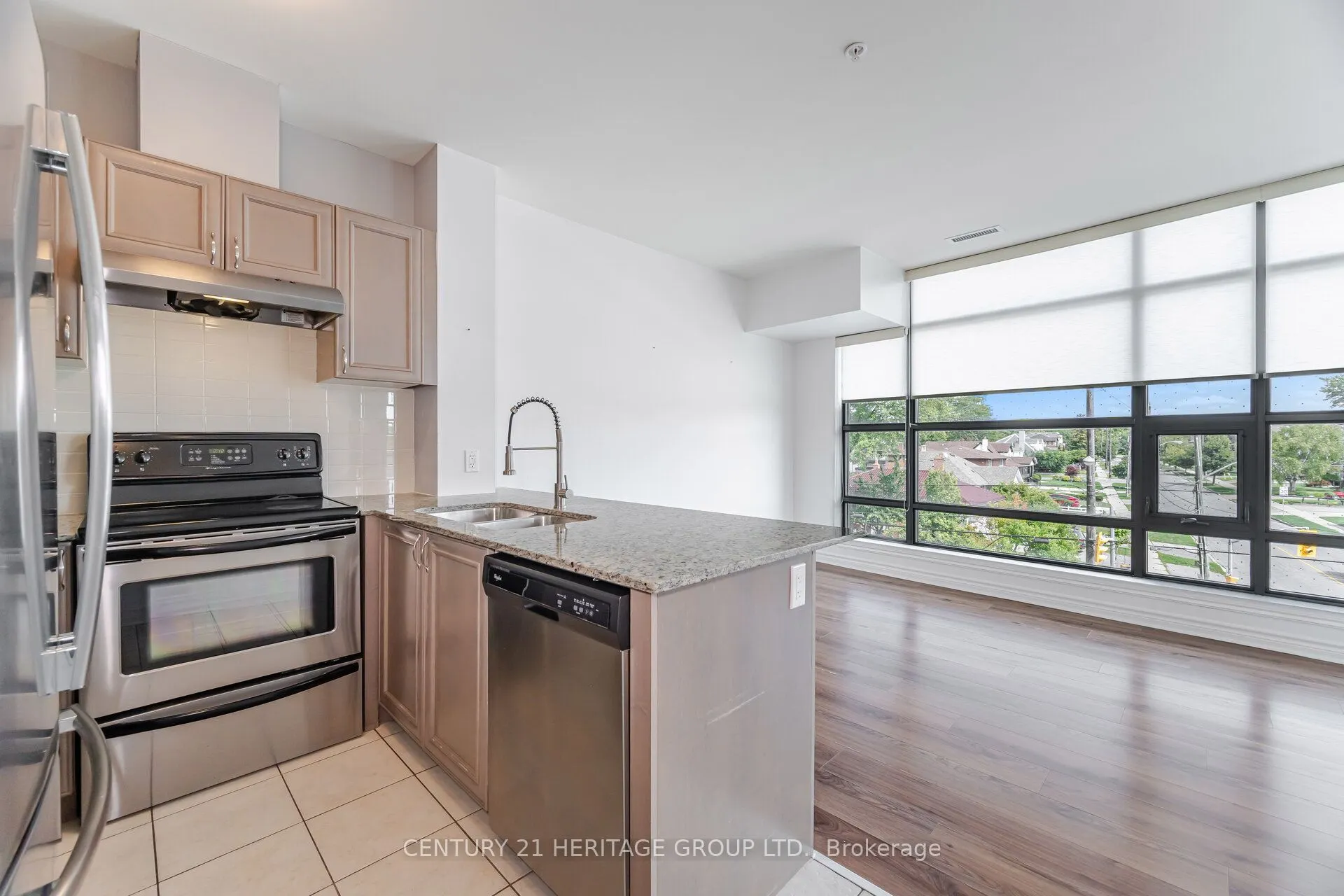 2522 Keele Street, #320