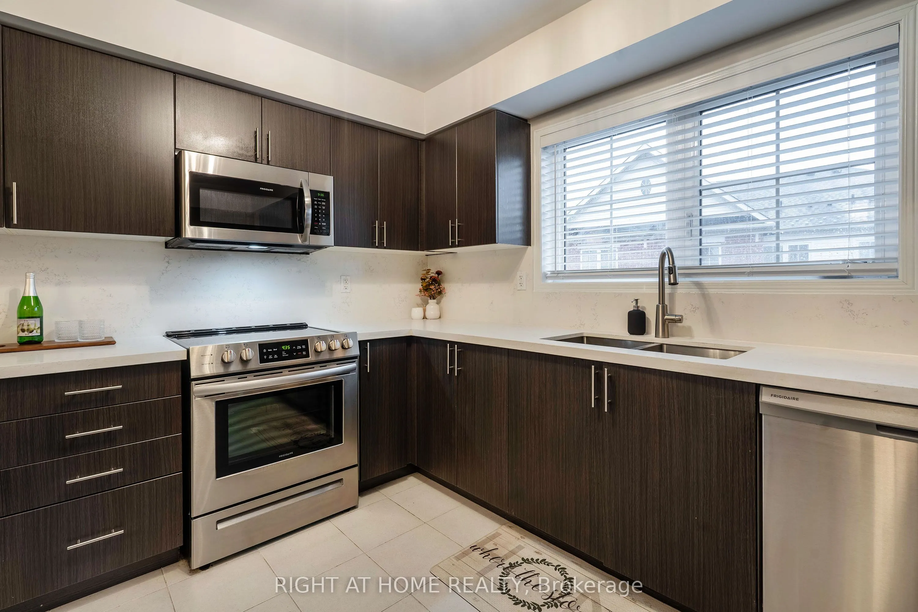 47 Hays Boulevard, #3