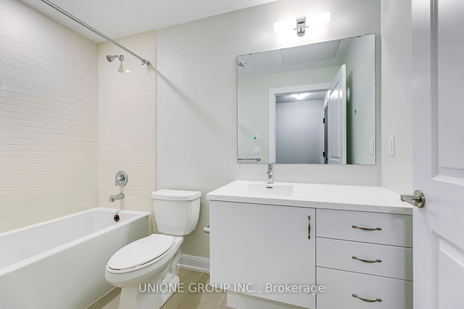 3200 William Coltson Avenue, #1204