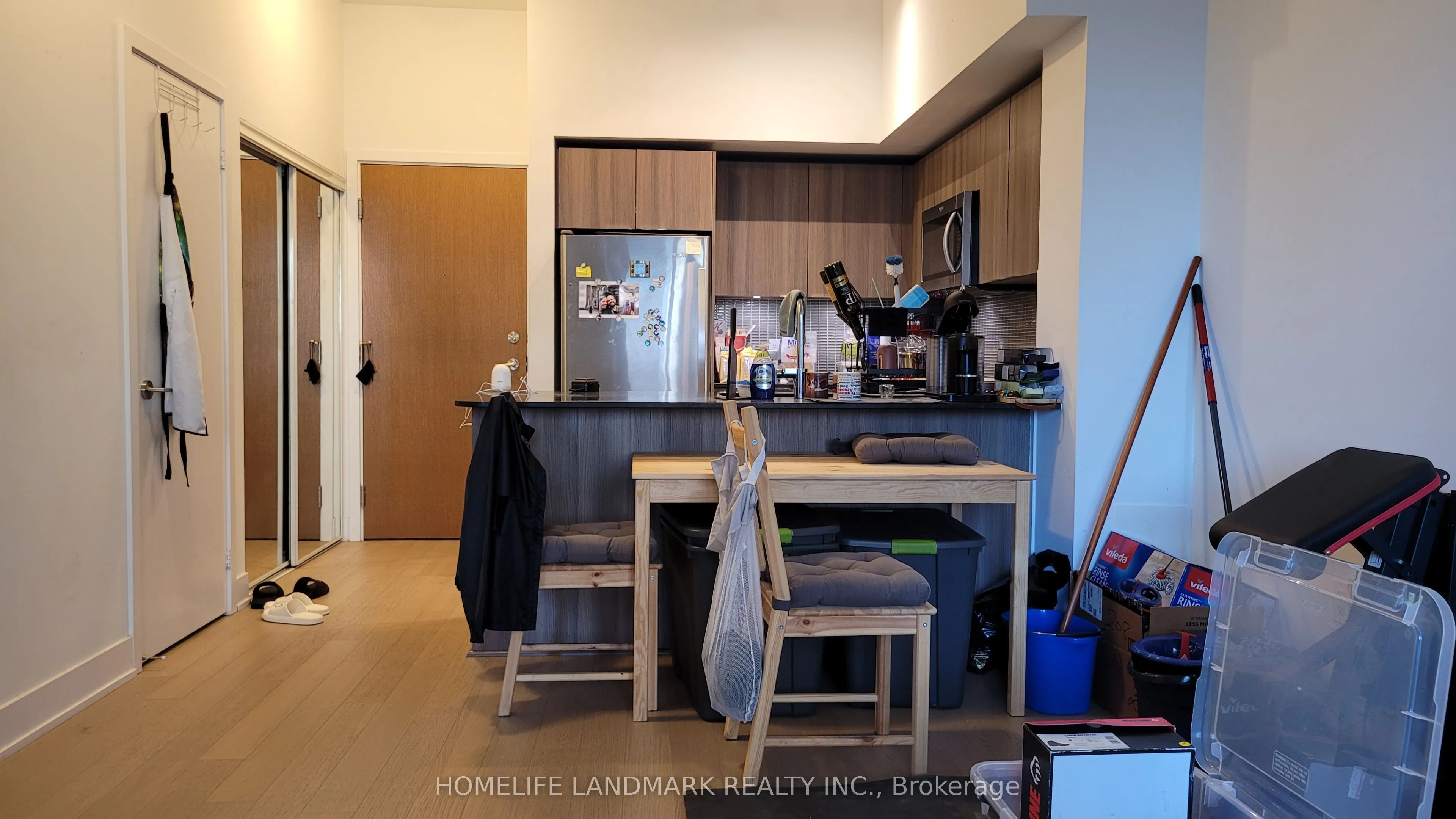 20 Shore Breeze Drive, #208