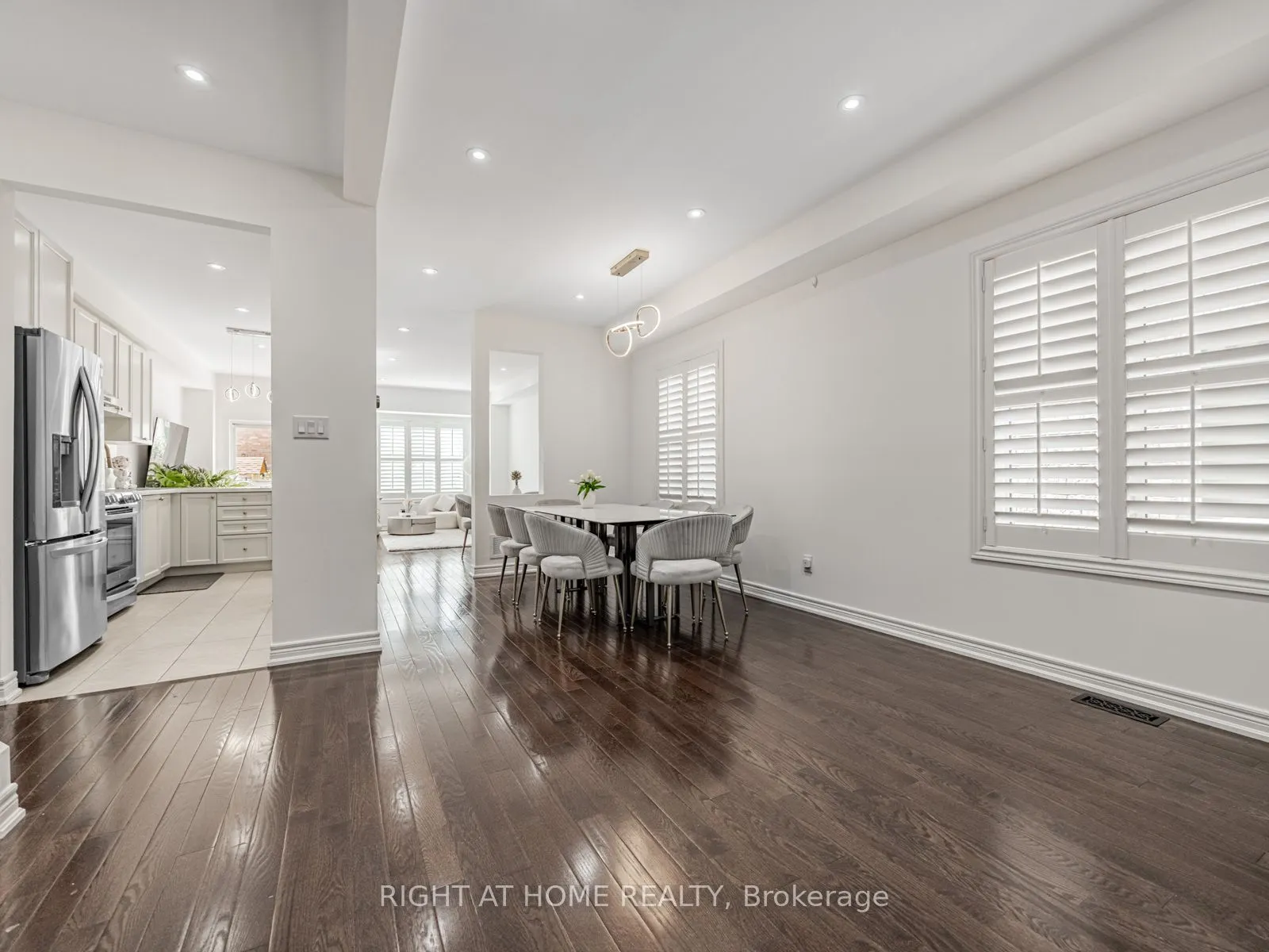 7326 Golden Meadow Court