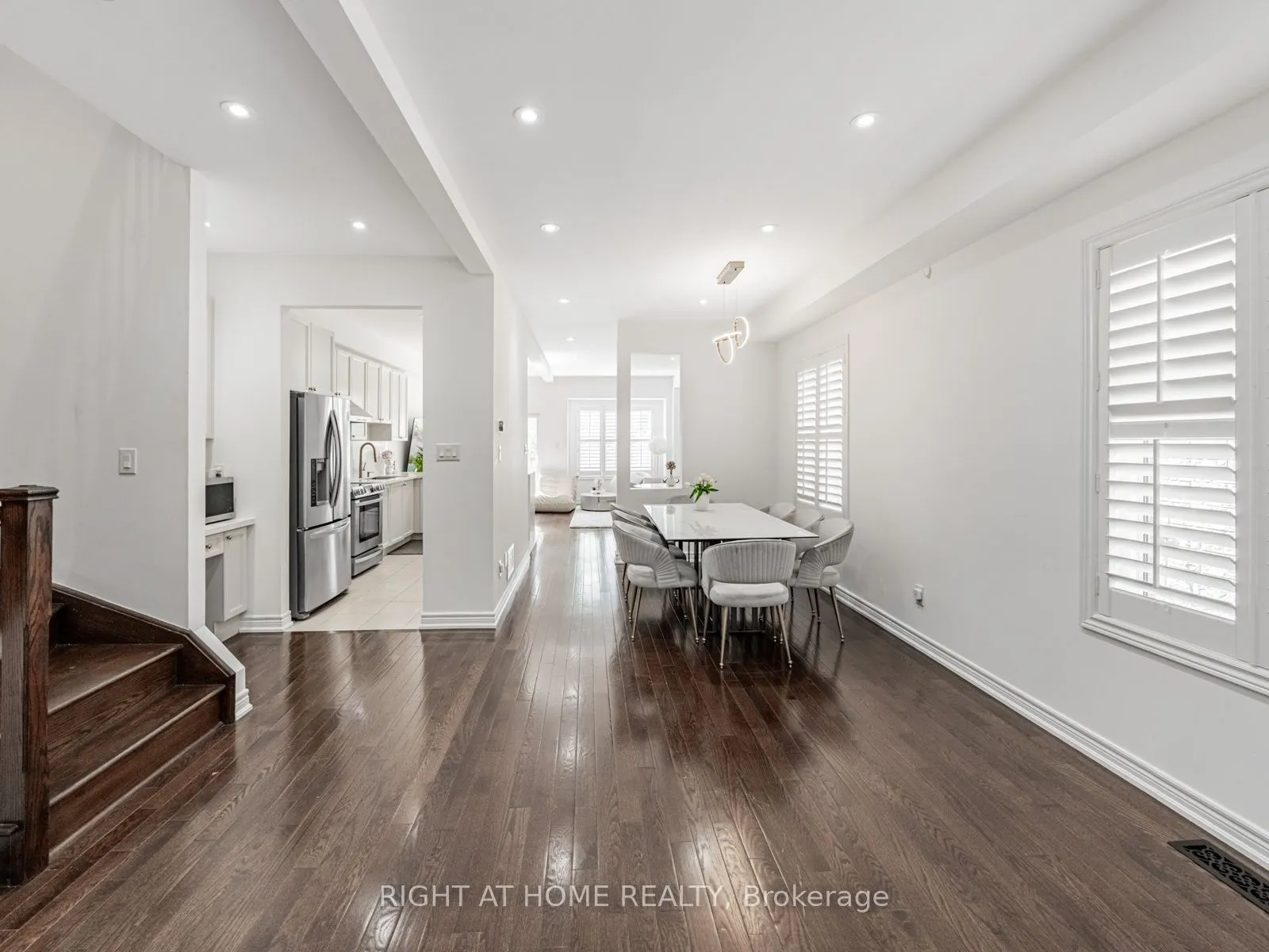 7326 Golden Meadow Court
