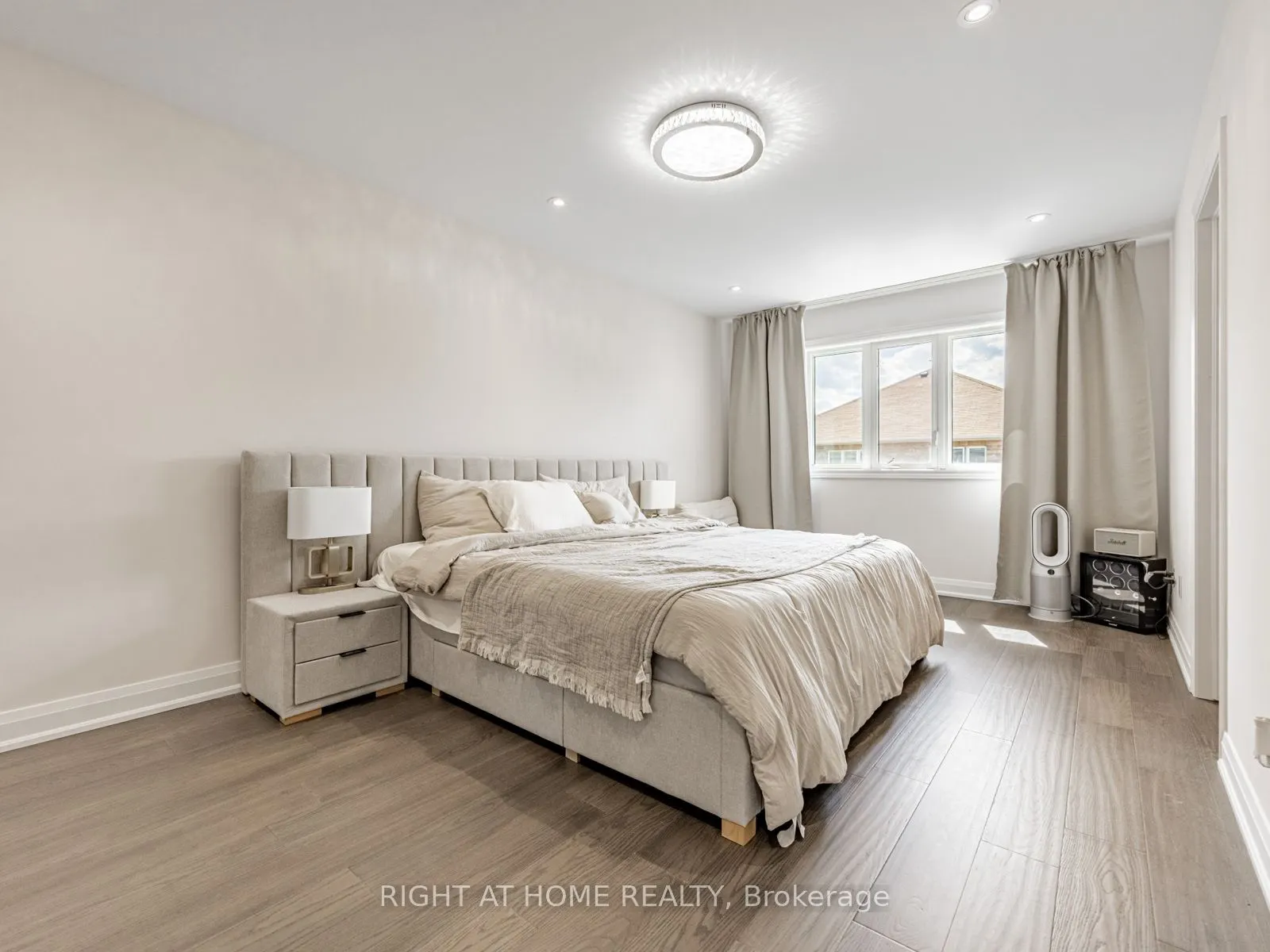 7326 Golden Meadow Court