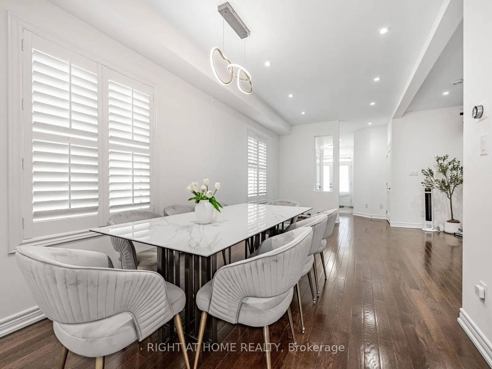 7326 Golden Meadow Court