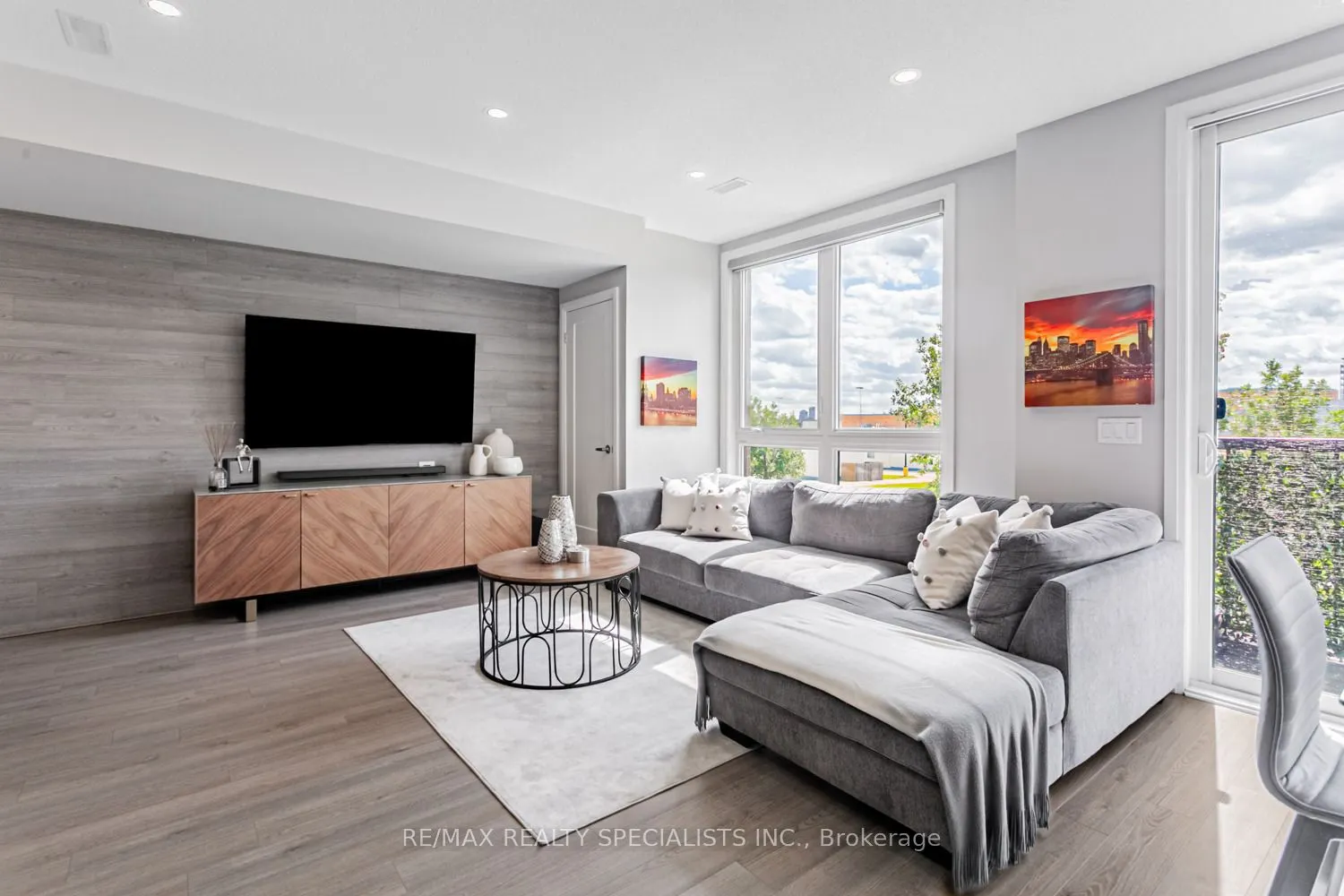 1210 Main Street E, #203