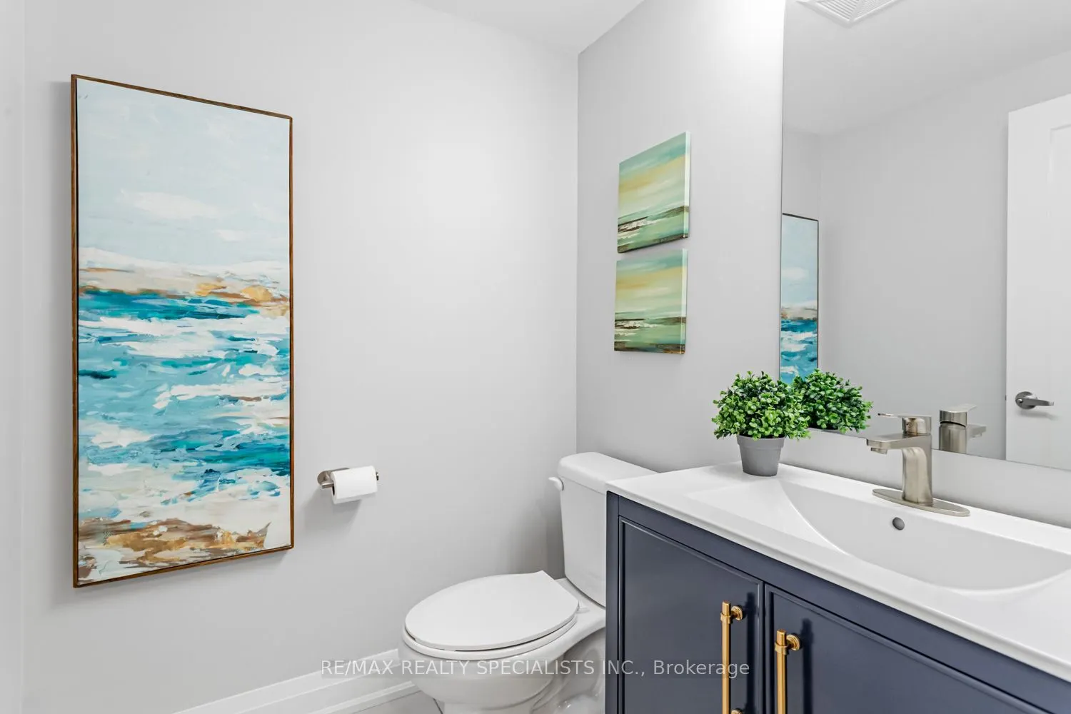 1210 Main Street E, #203