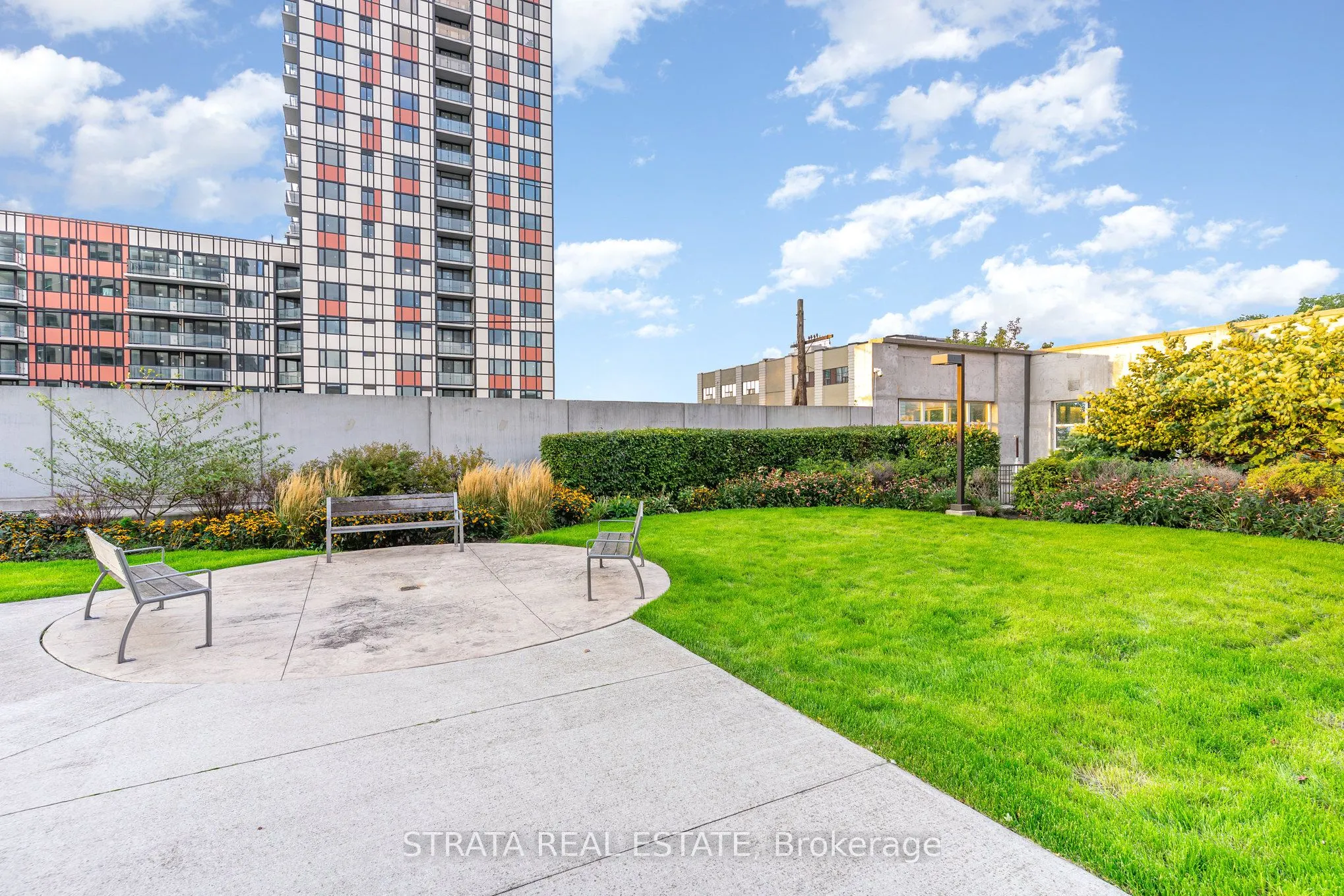 1410 Dupont Street, #1609