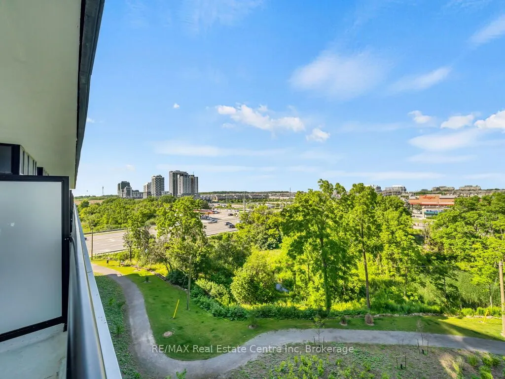 2485 TAUNTON Road, #427