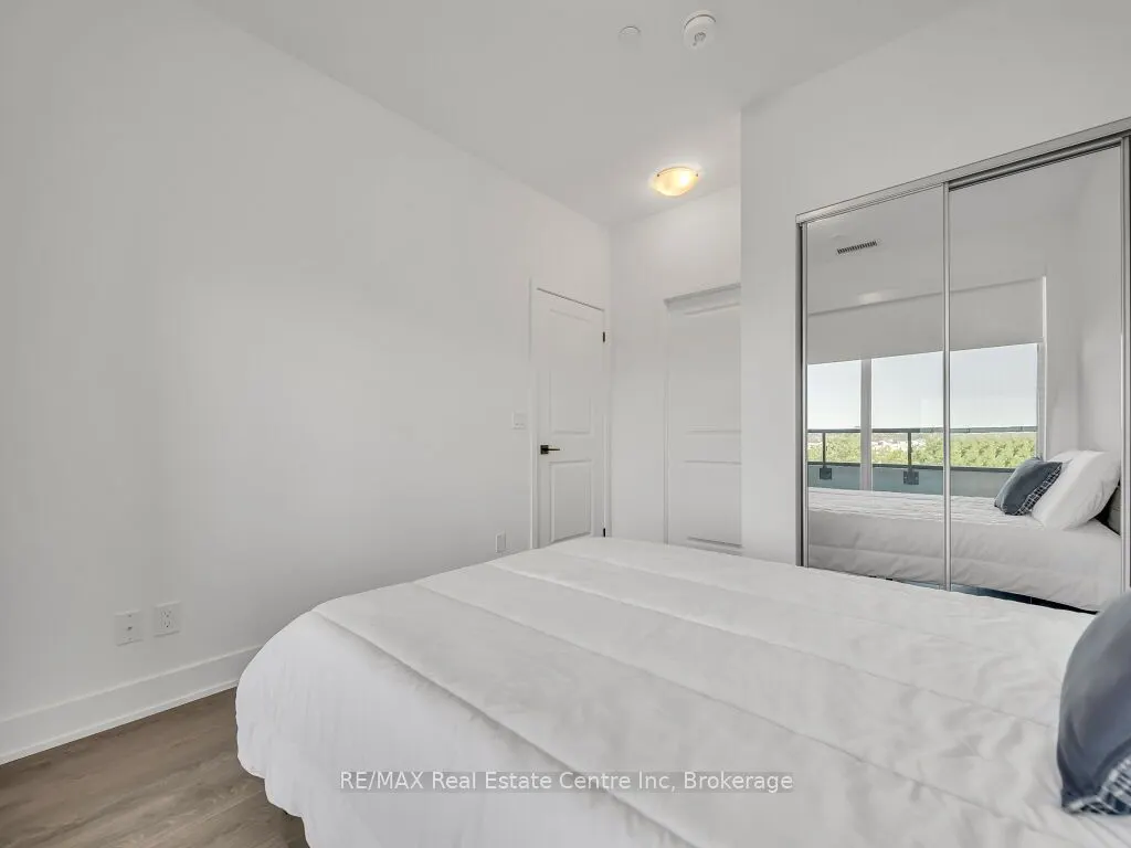 2485 TAUNTON Road, #427