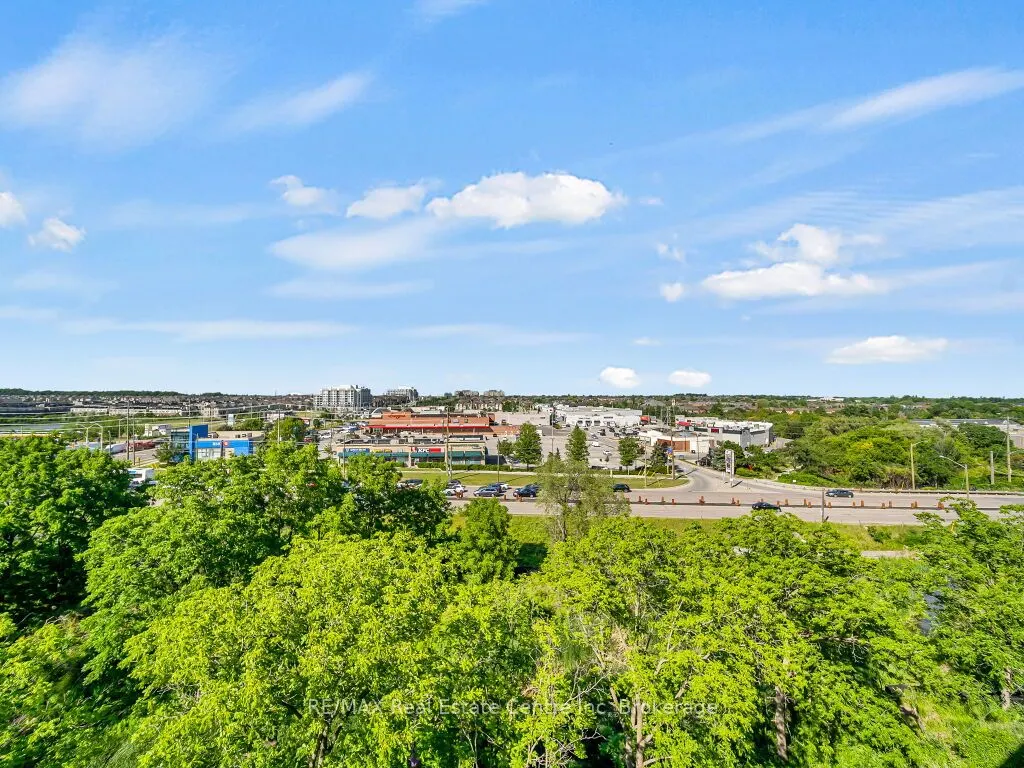 2485 TAUNTON Road, #427