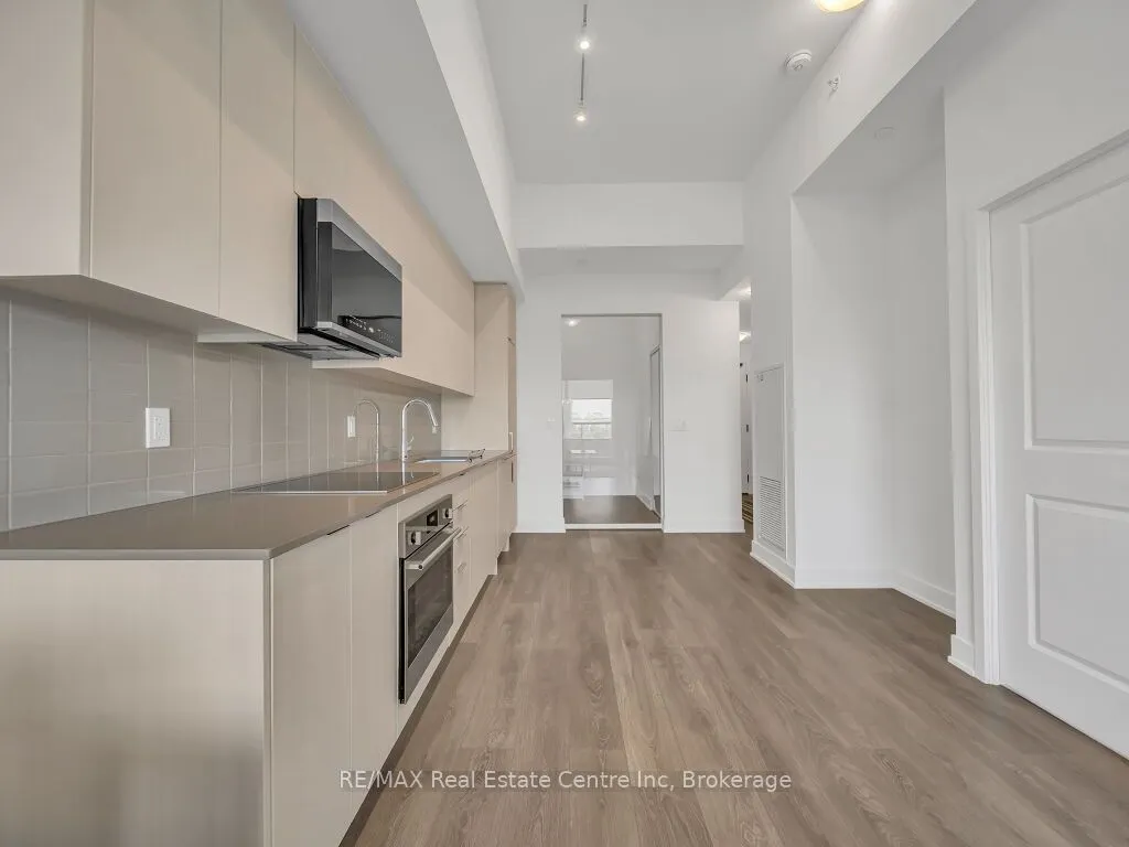 2485 TAUNTON Road, #427